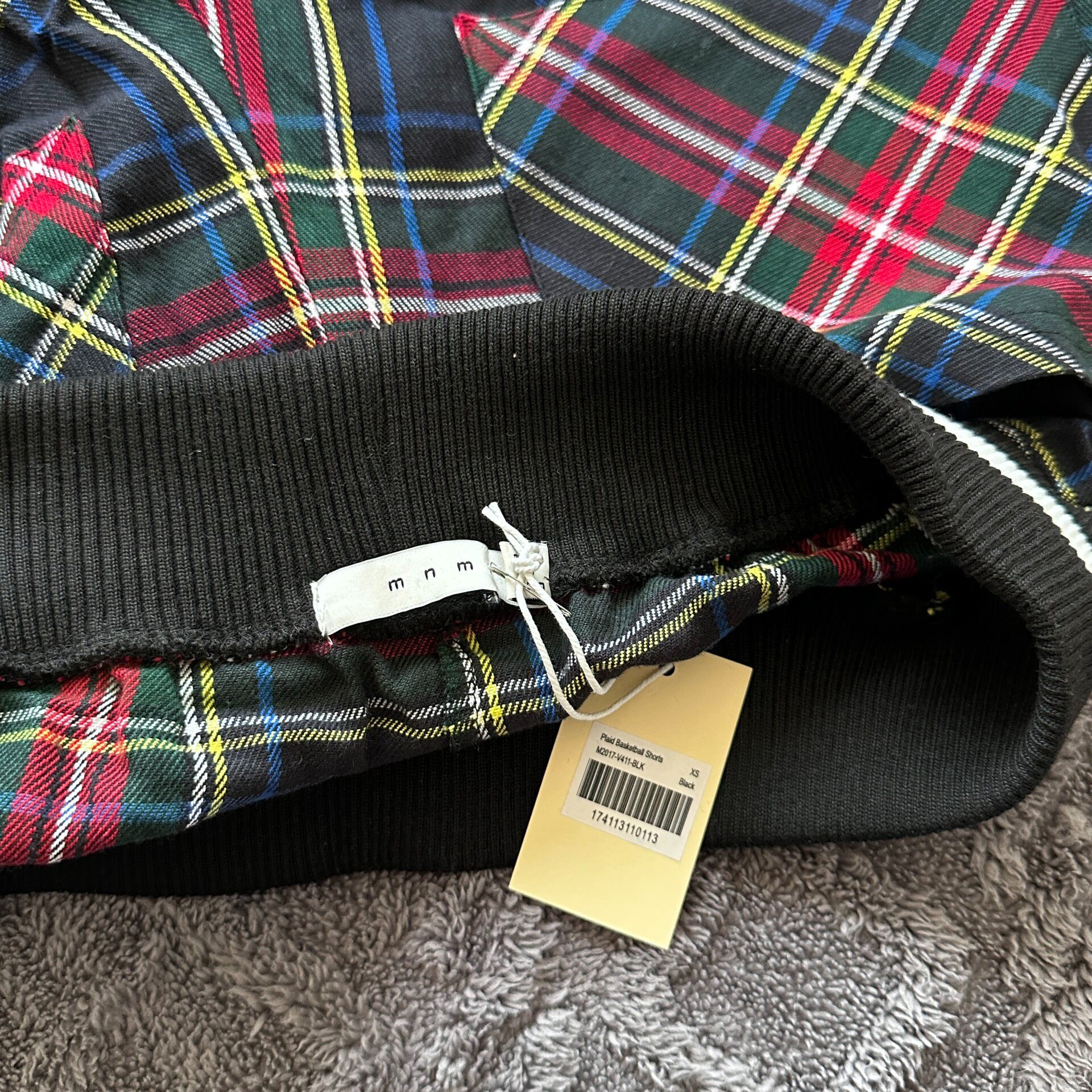 Mnml Plaid Athletic Shorts — detail