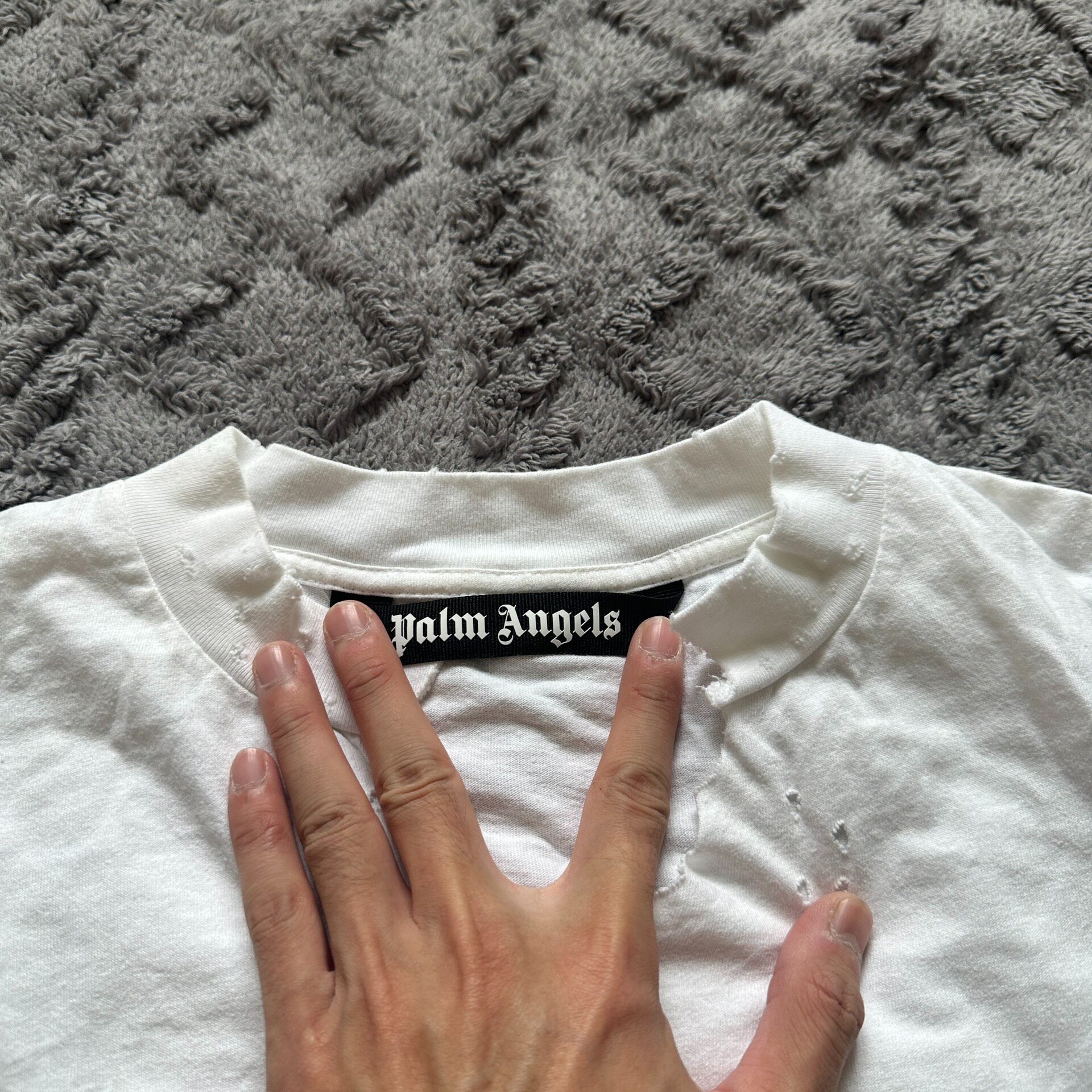 Palm Angels White Bear Long Sleeve Top — detail