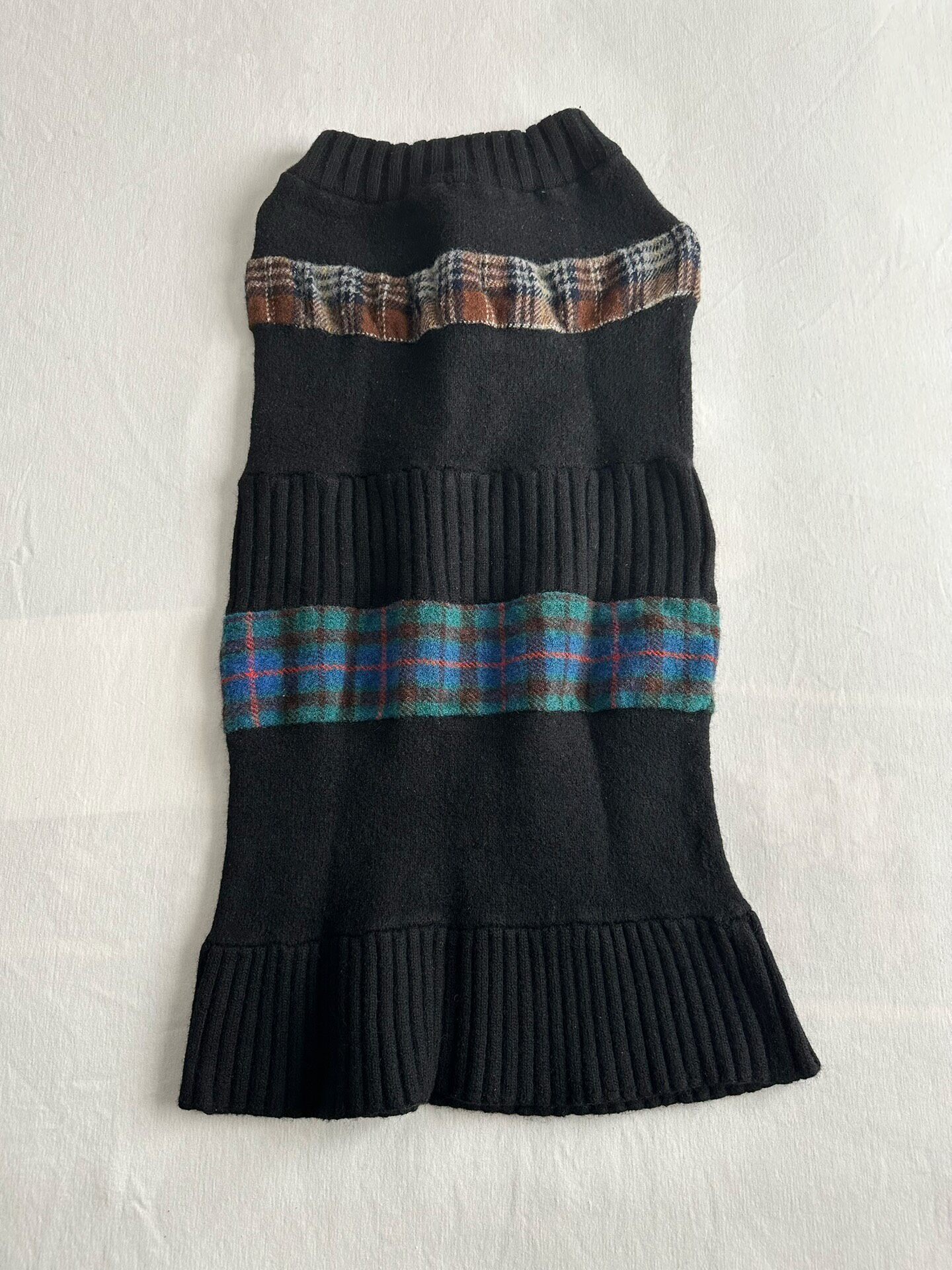 Comme des Garcons Tricot Plaid Midi Skirt — detail