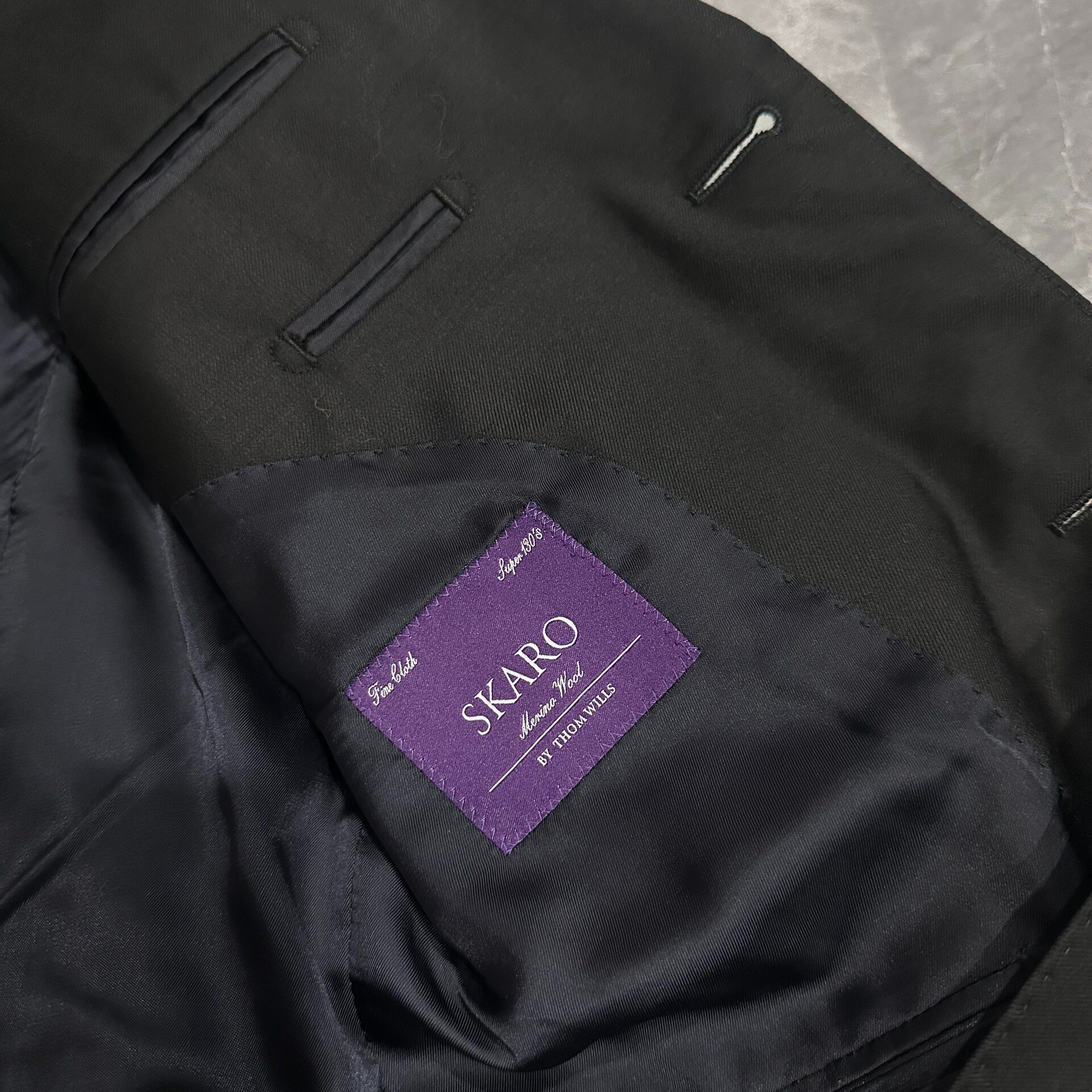 Skaro Black Peak-Lapel Suit Jacket — back