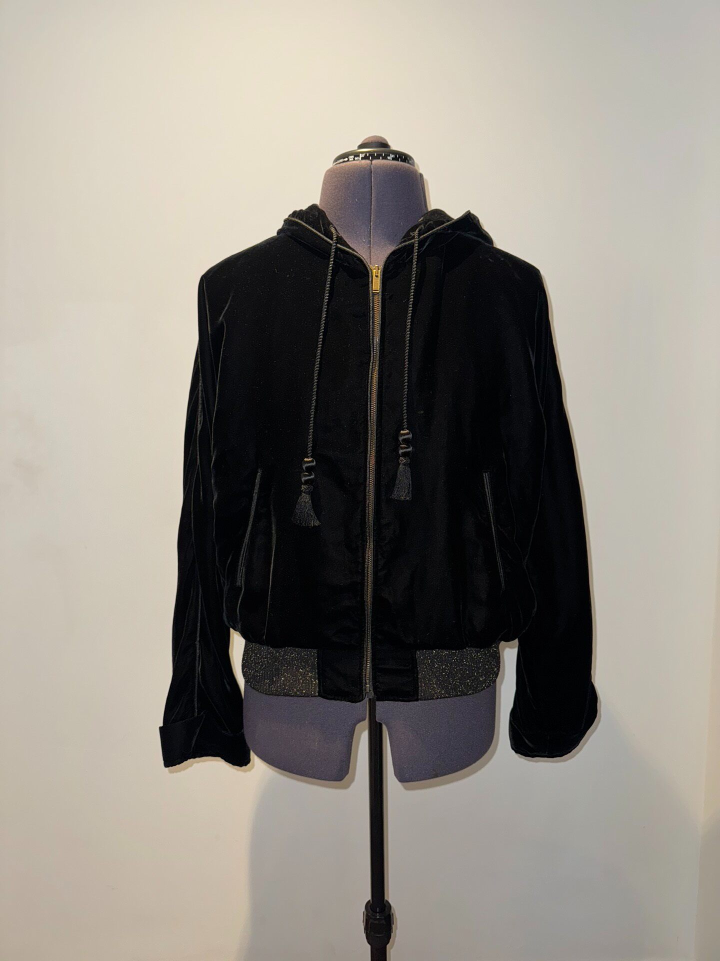 Saint Laurent 2020SS Hooded Tassel Velvet Coat — label
