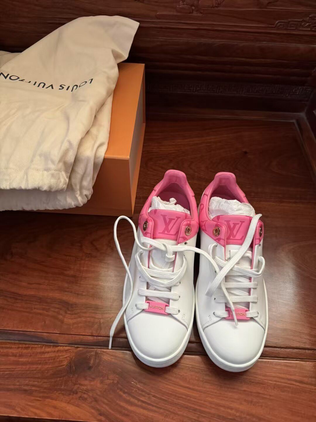 Louis Vuitton White Pink Low-Top Sneakers — front