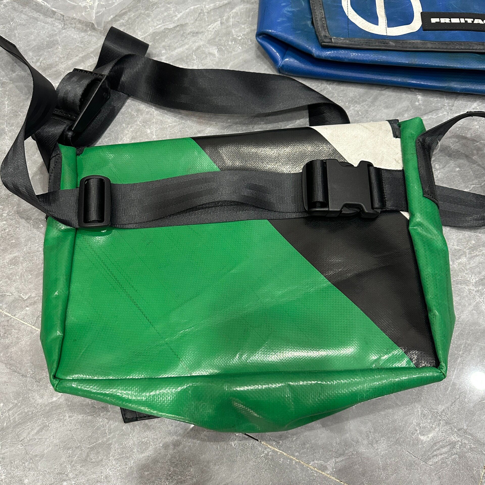 Freitag F14 Green Black Messenger Bag — detail
