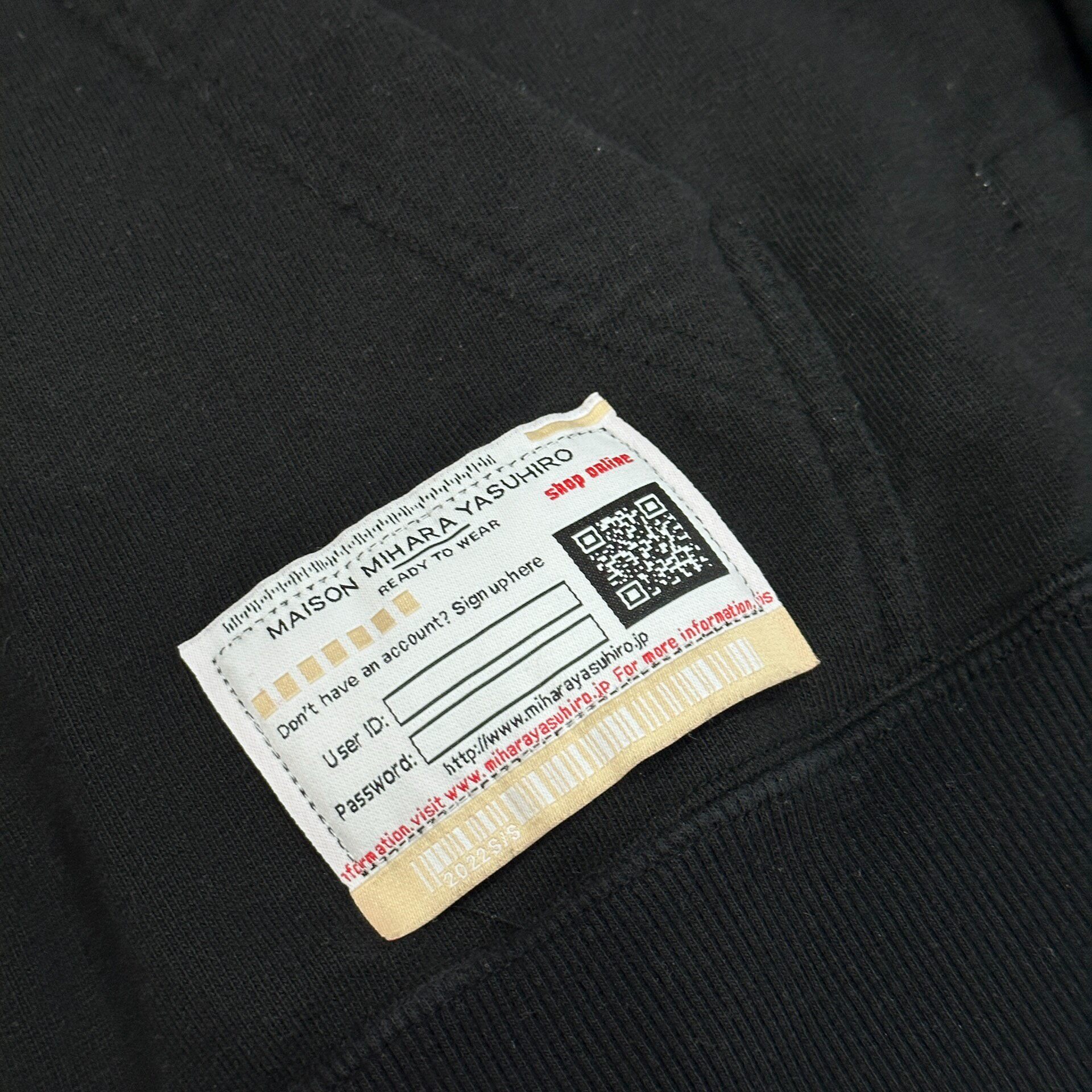 MMY Limited Banana Graphic Hoodie — detail
