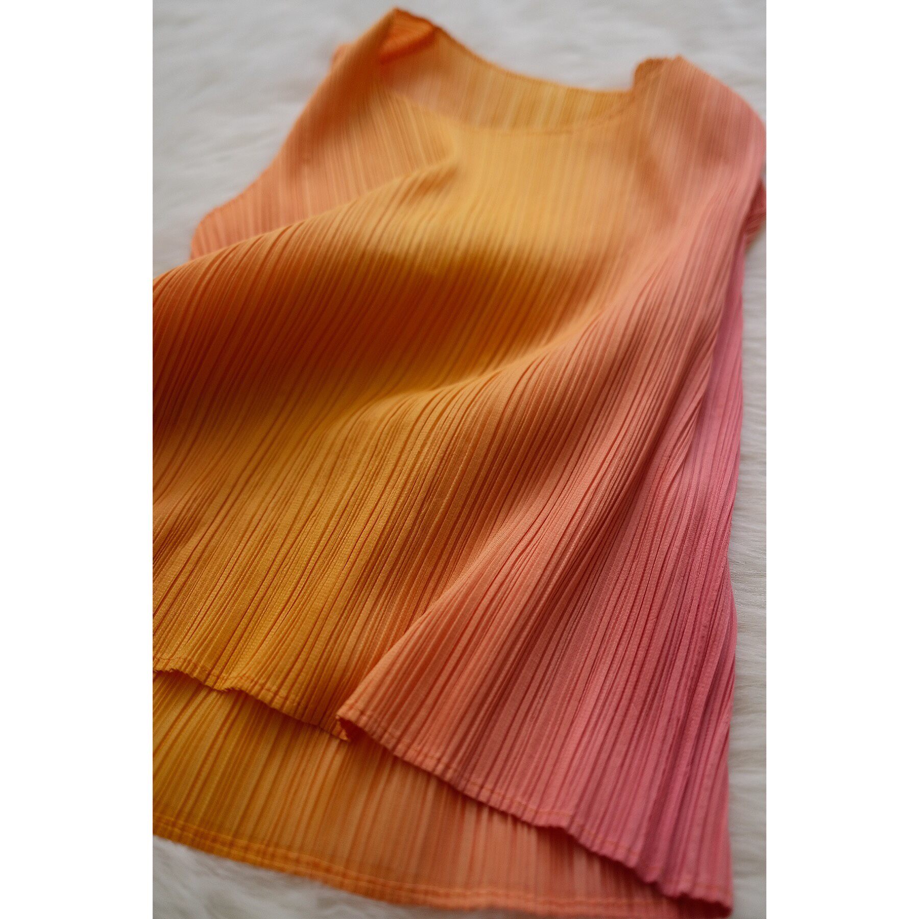 Issey Miyake Pleated Orange-Pink Vest — label