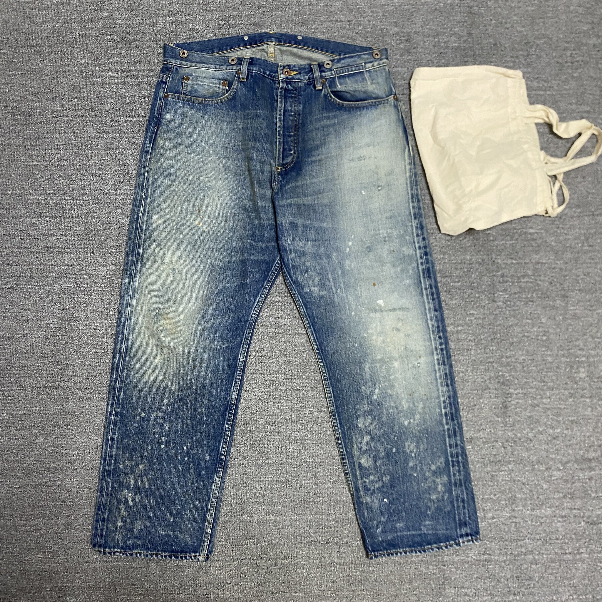 MADNESS 23AW Acid Wash Denim Jeans
