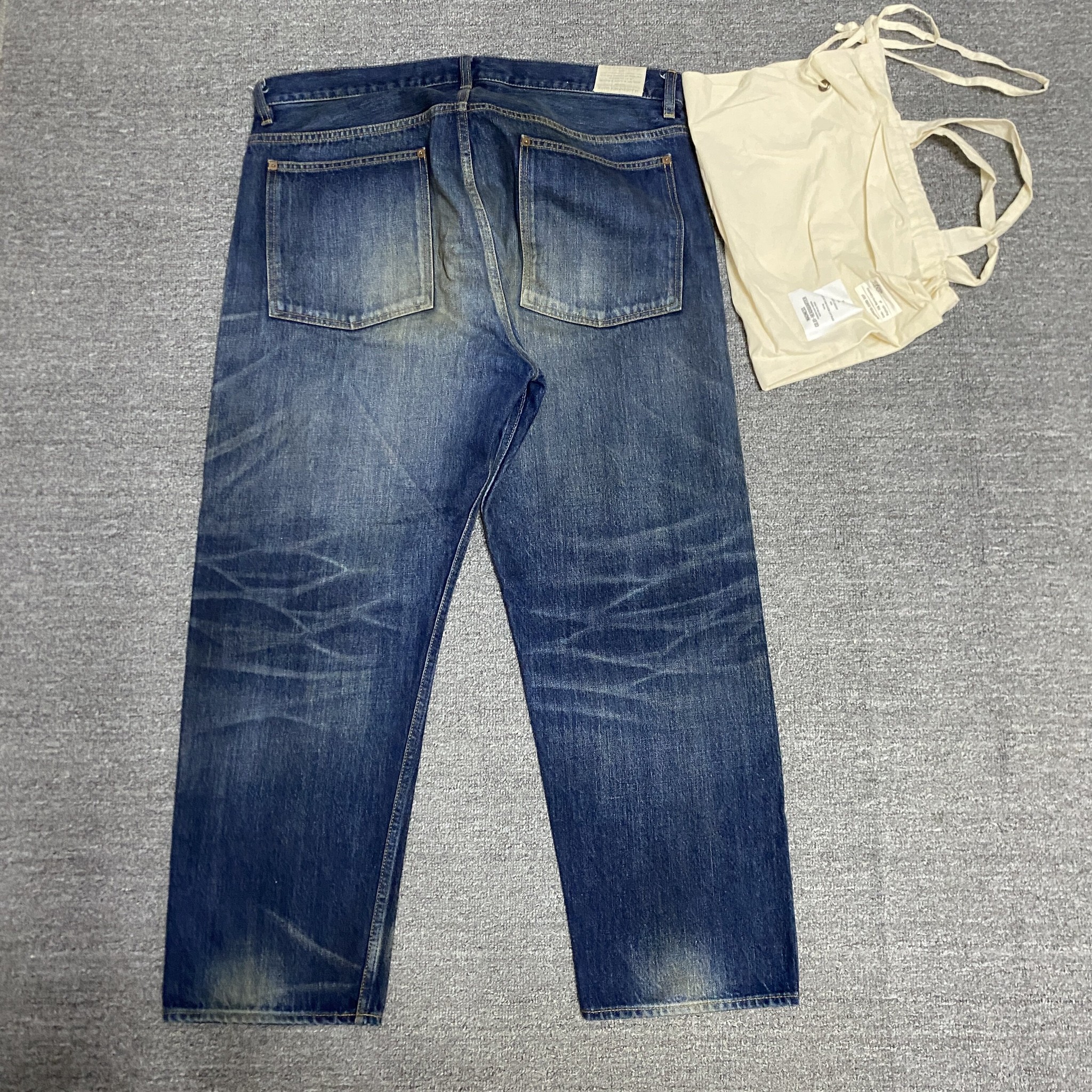 MADNESS 23AW Washed Denim Jeans — detail