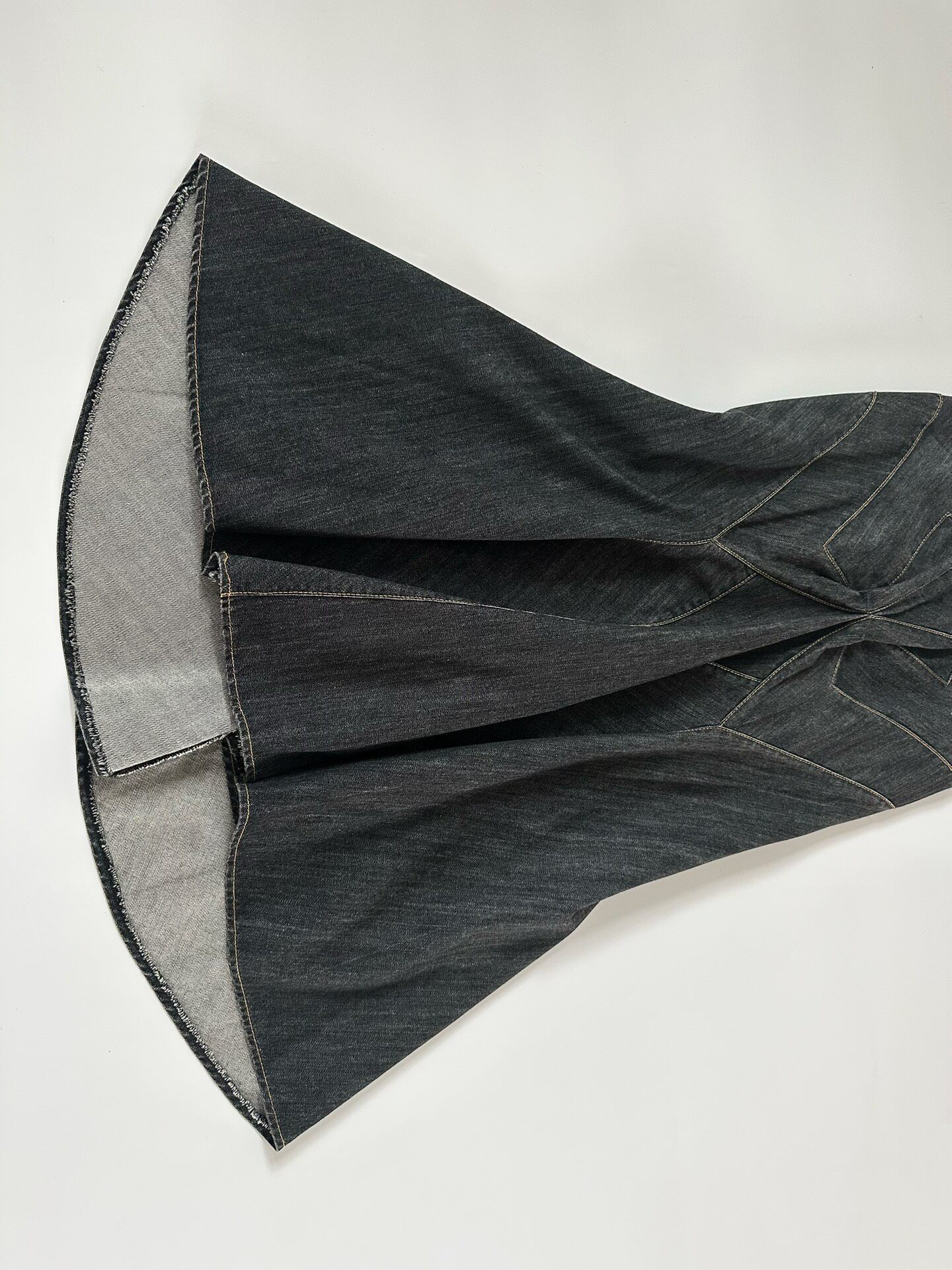 Junya Watanabe Denim Fishtail Skirt — label