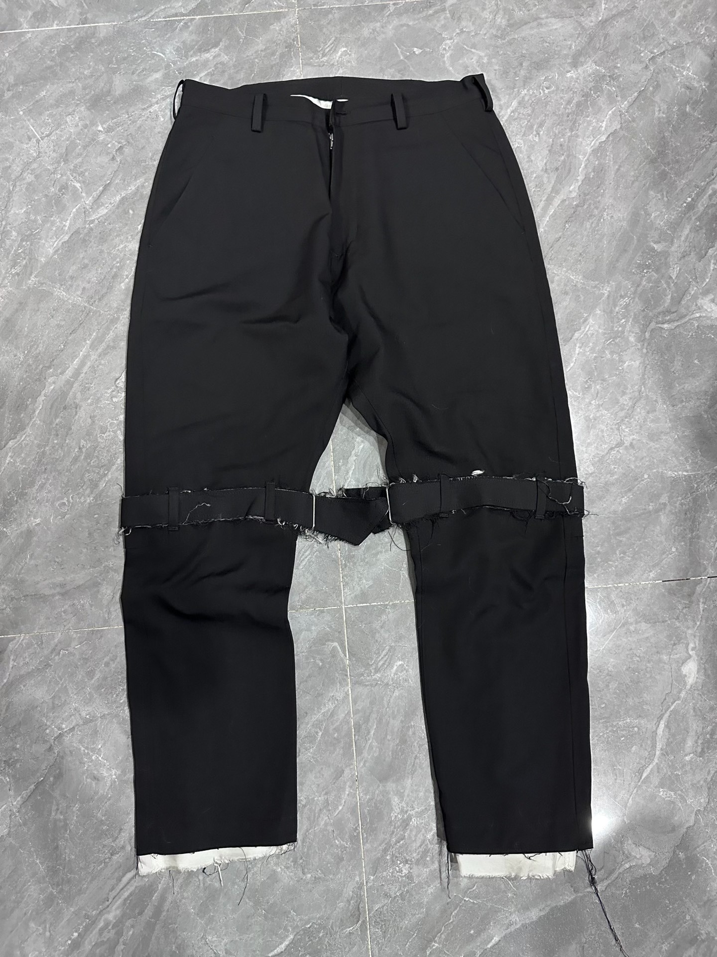 Sulvam Strap Zipper Suit Trousers