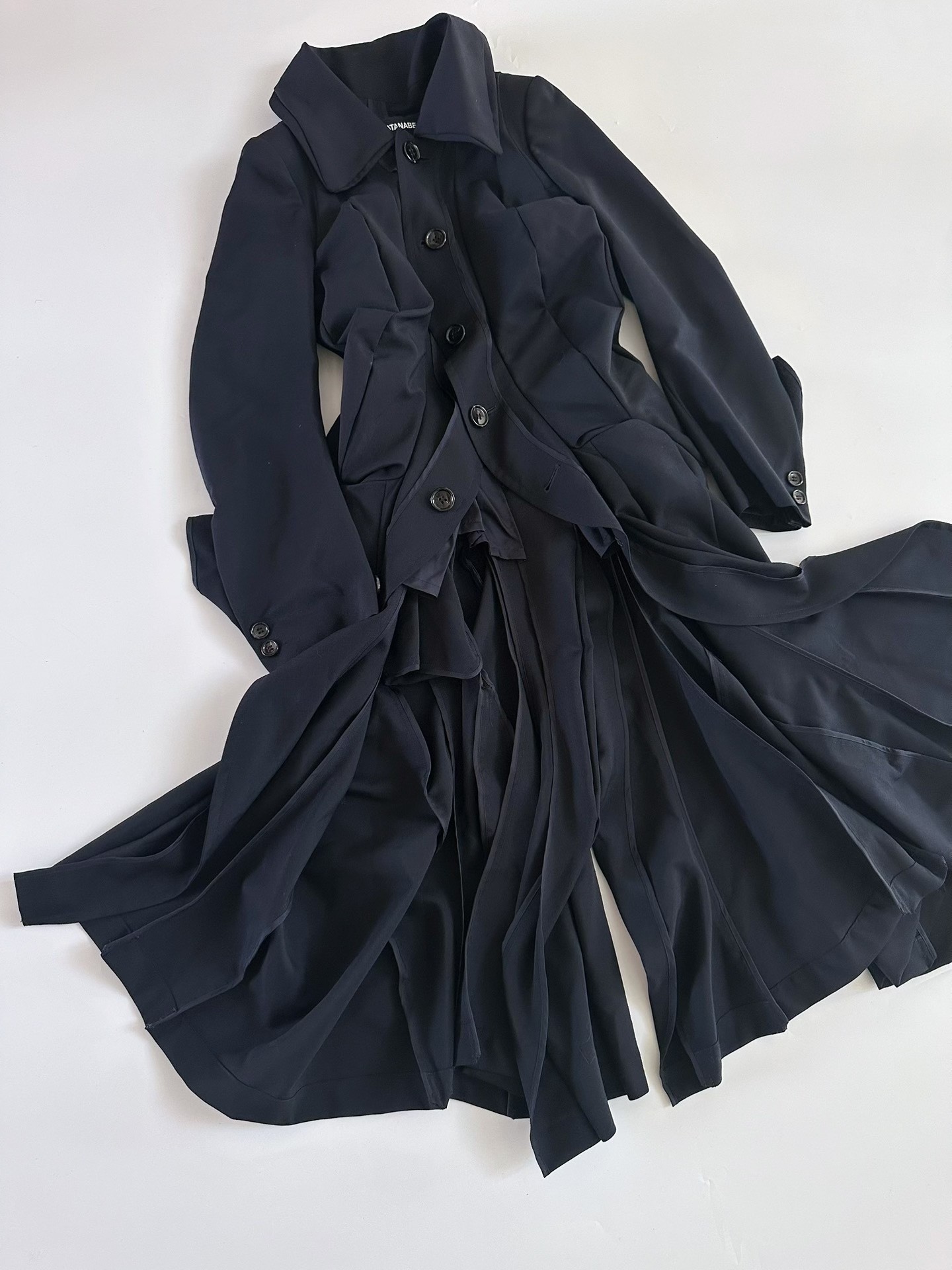 Junya Watanabe 2006 Runway Deconstructed Coat — label
