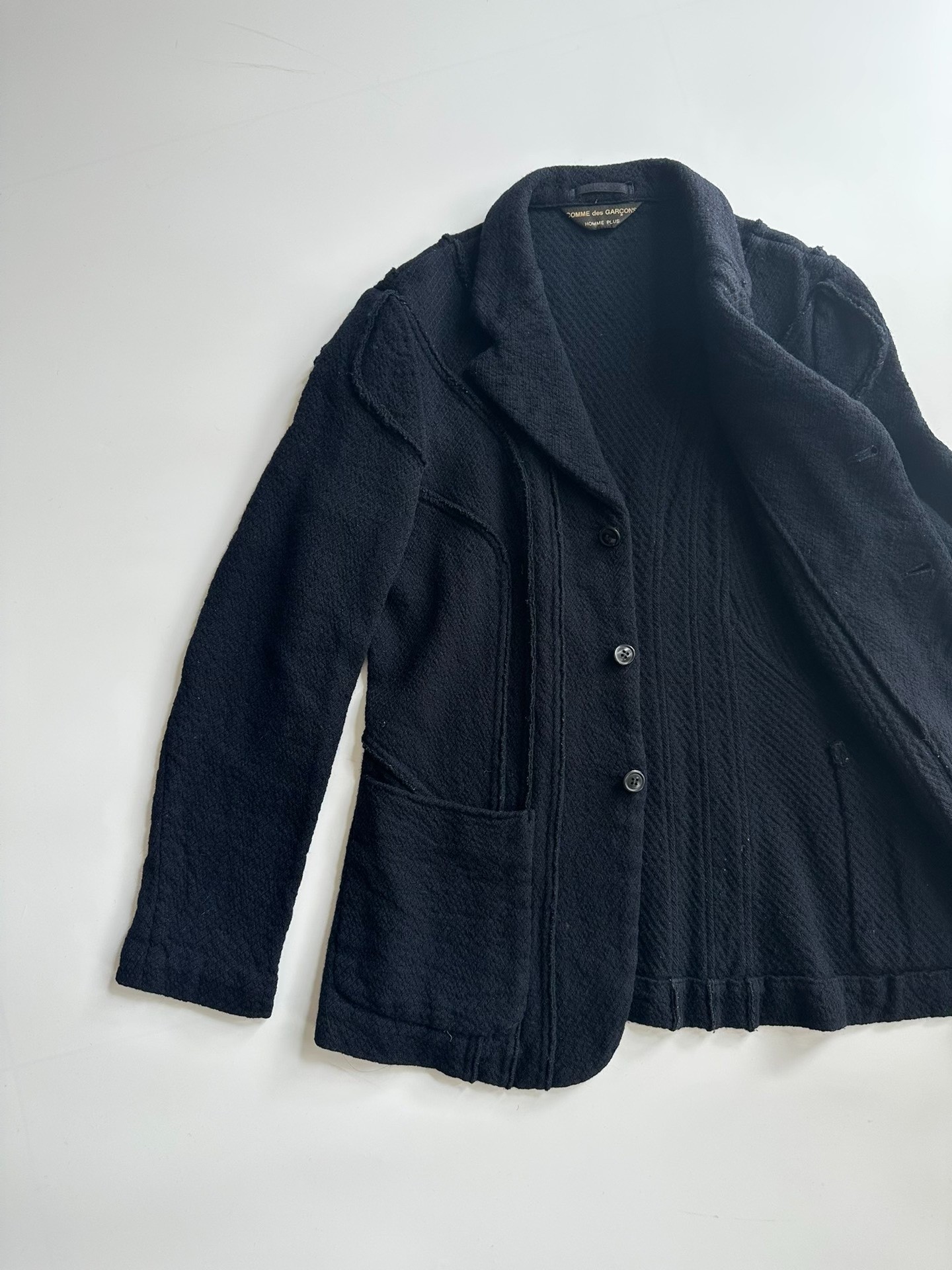 Comme des Garçons 03AW Curve Blazer — front