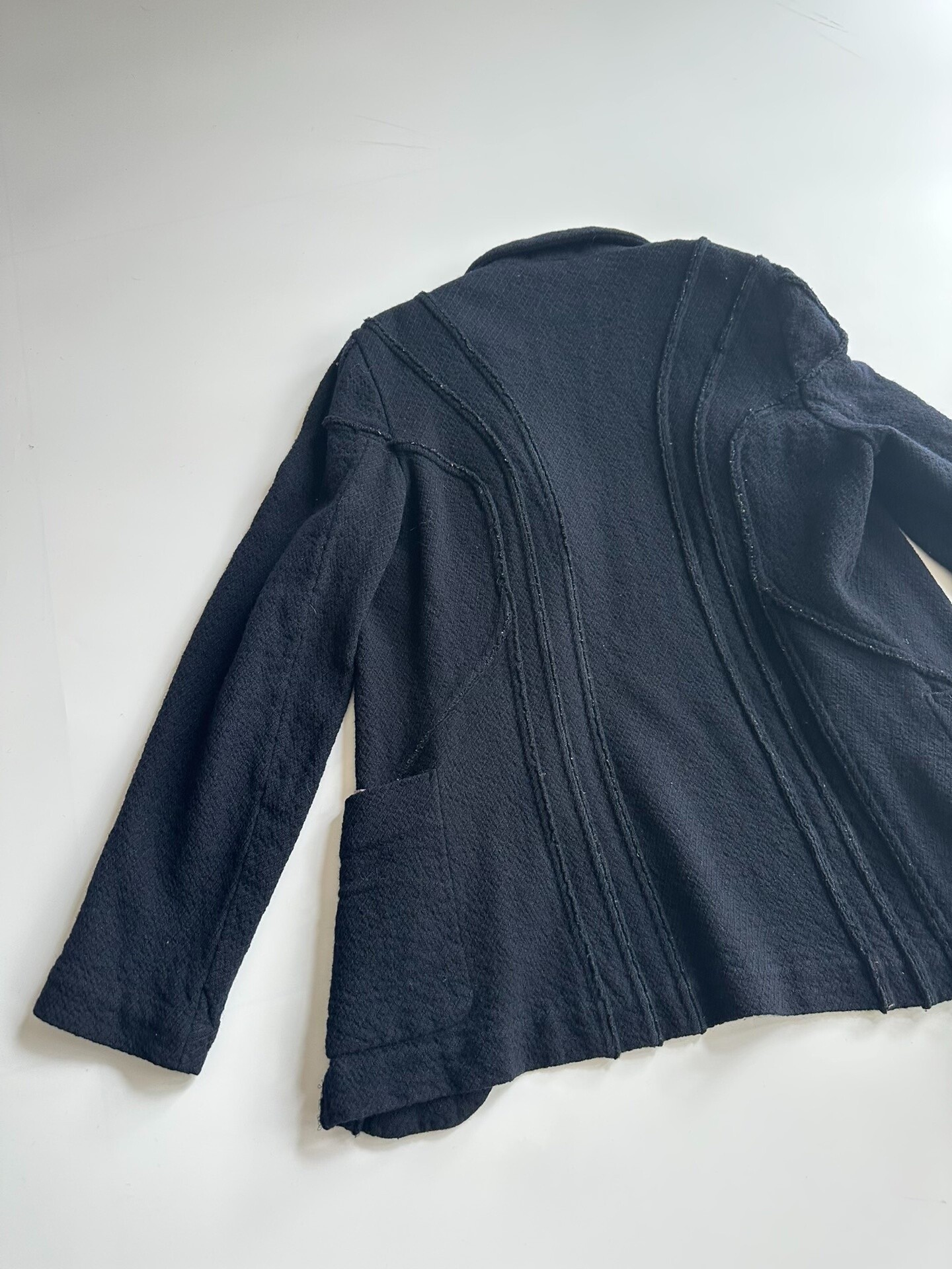 Comme des Garçons 03AW Curve Blazer — back
