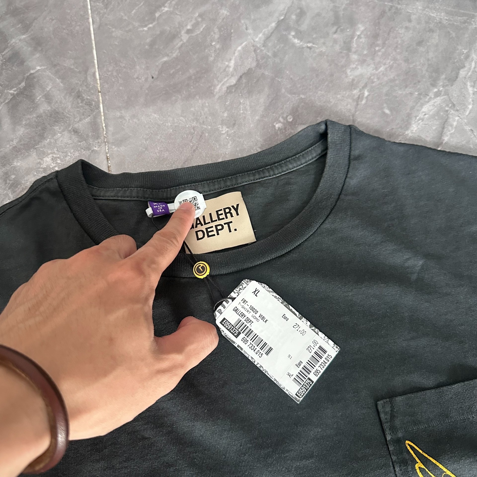 Gallery Dept Dark Gray Oversized T-Shirt — detail