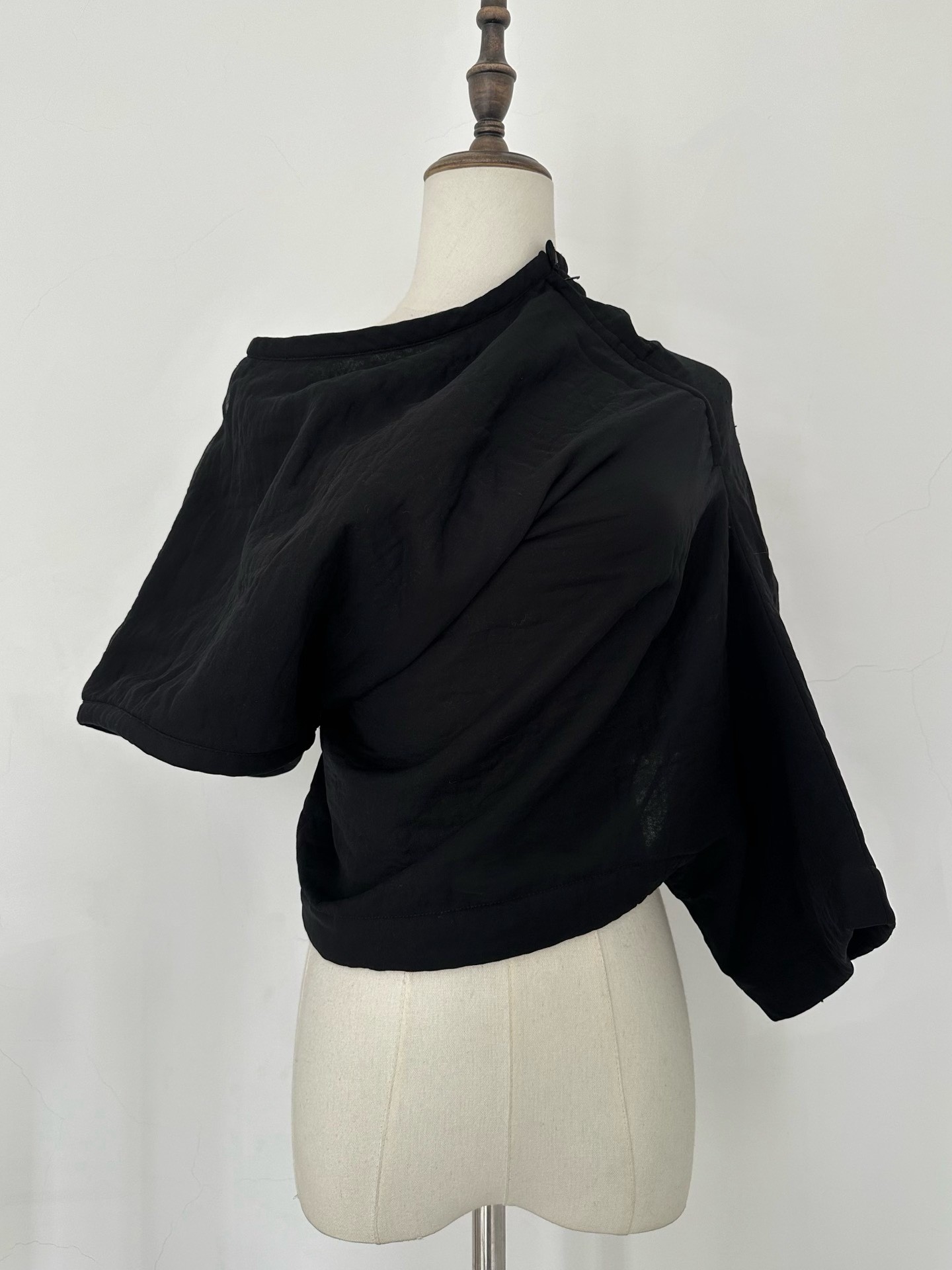 Comme des Garcons Asymmetrical Short-Sleeve Top