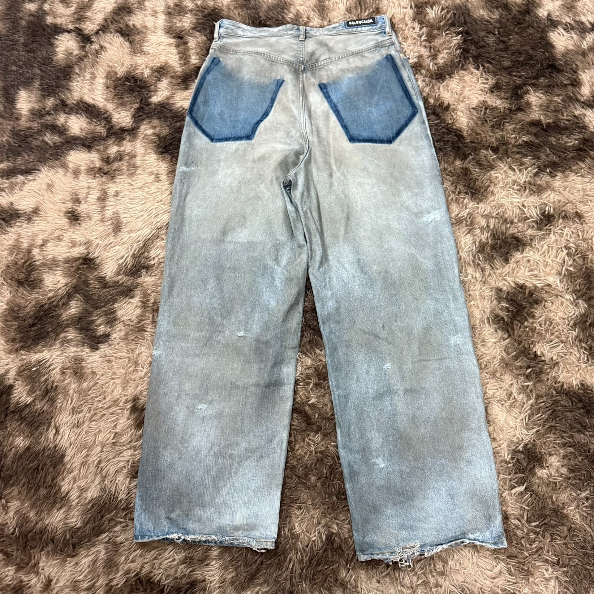 Balenciaga 23ss Destroyed Wide-Leg Jeans — label