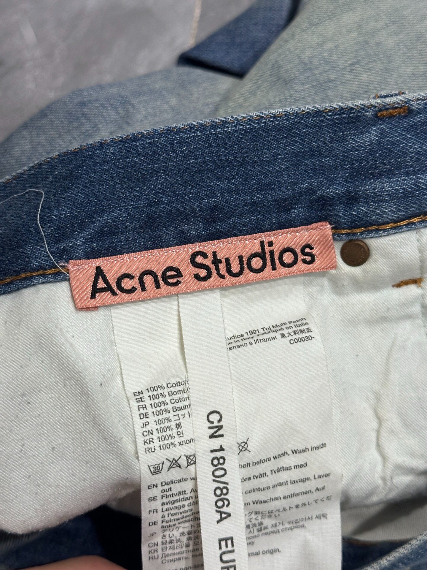Acne Studios FW21 Loose Patch Denim Jeans — label