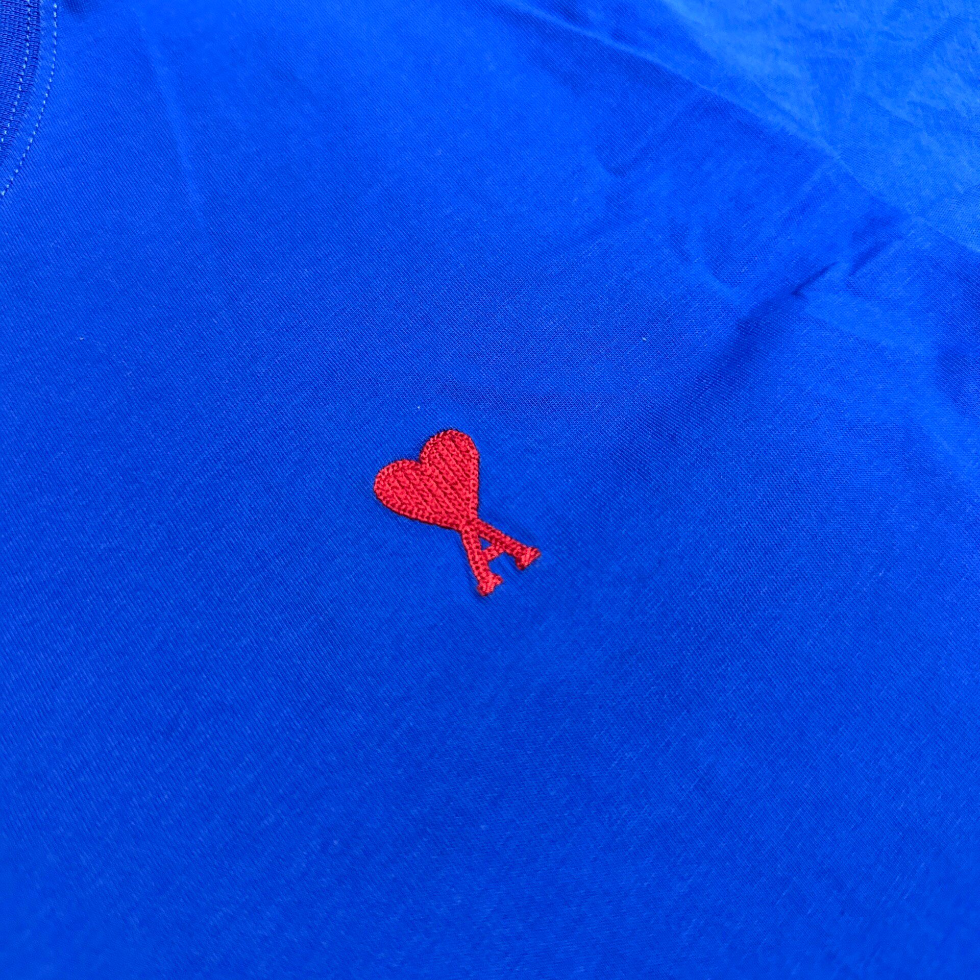 AMI Paris Blue Red Heart T-Shirt — front