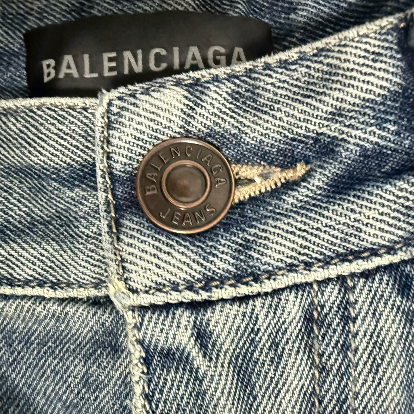 Balenciaga 25SS Distressed Baggy Denim Shorts — front