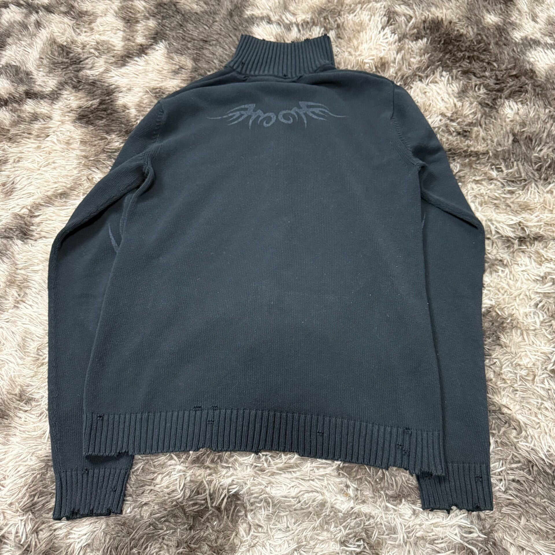 Balenciaga 24FW Dragon Motif Zip Sweater — detail