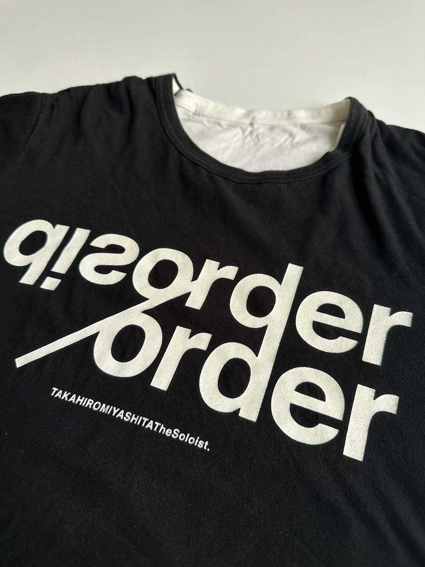 Limited UNDERCOVER SOLOIST Double-layer Tee — detail