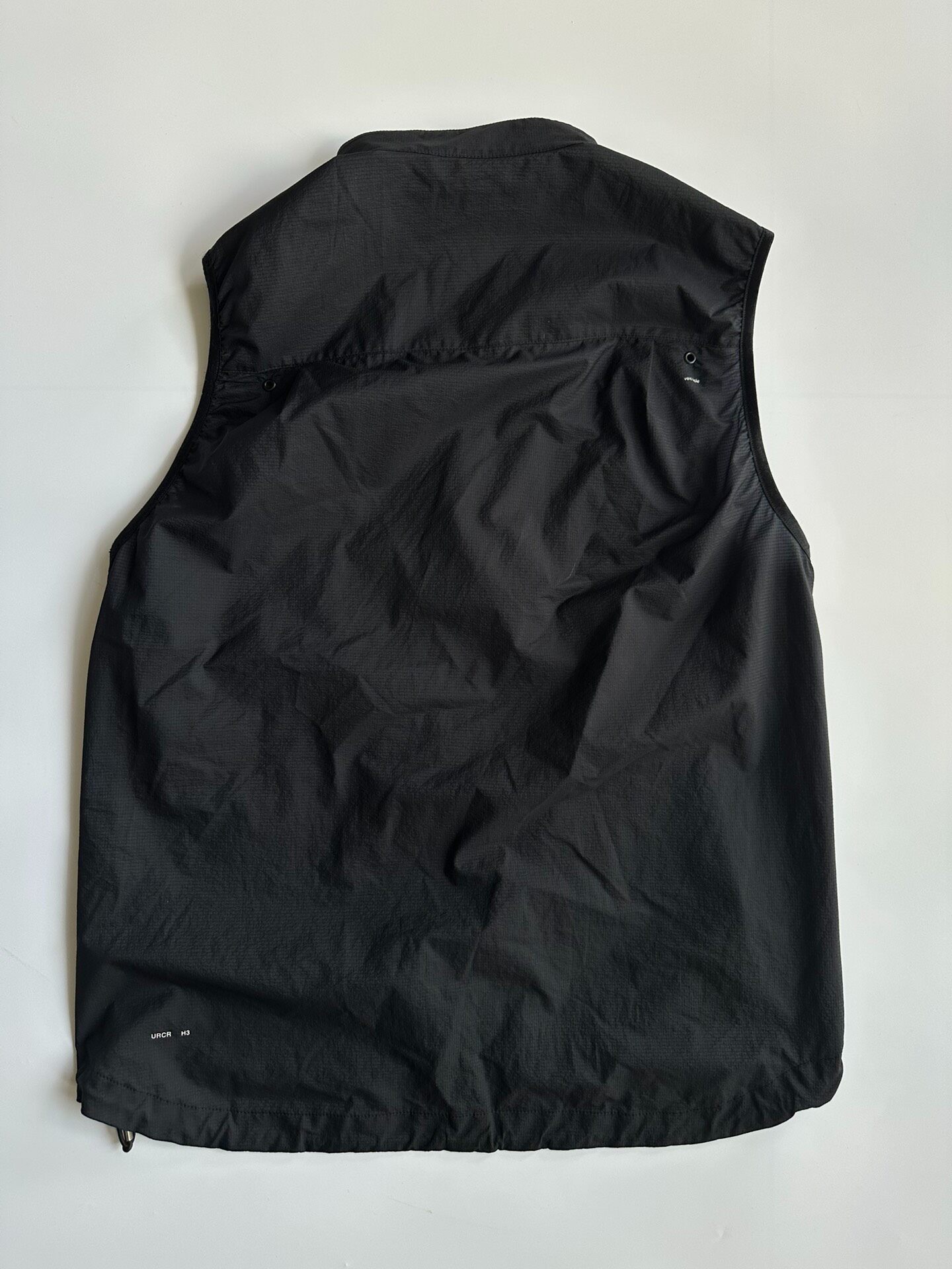 UNDERCOVER 10SS Tactical Vest — back