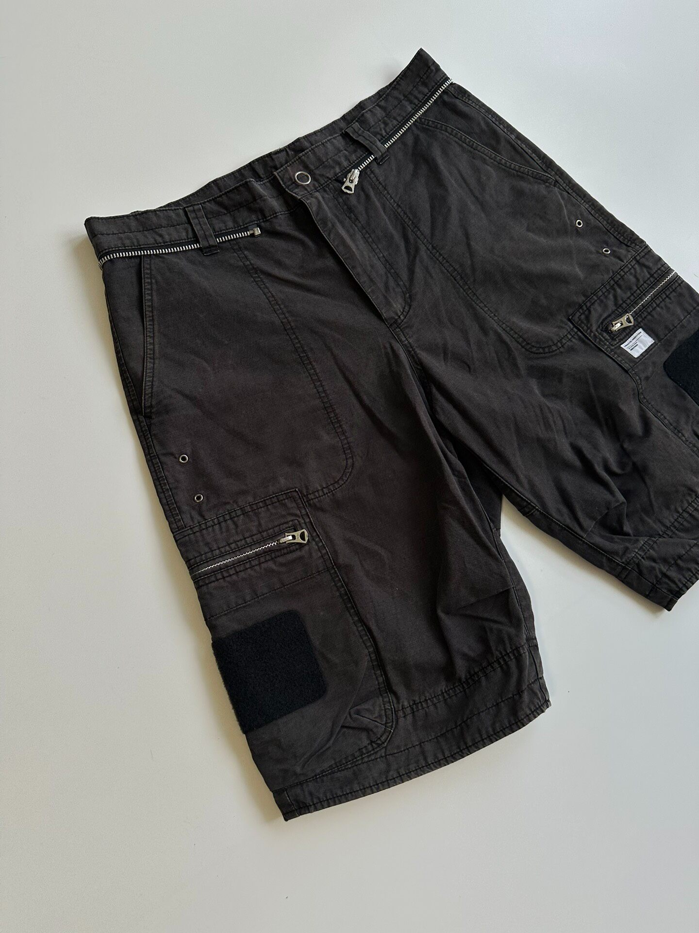 Undercover 2011SS Deconstructed Shorts — detail
