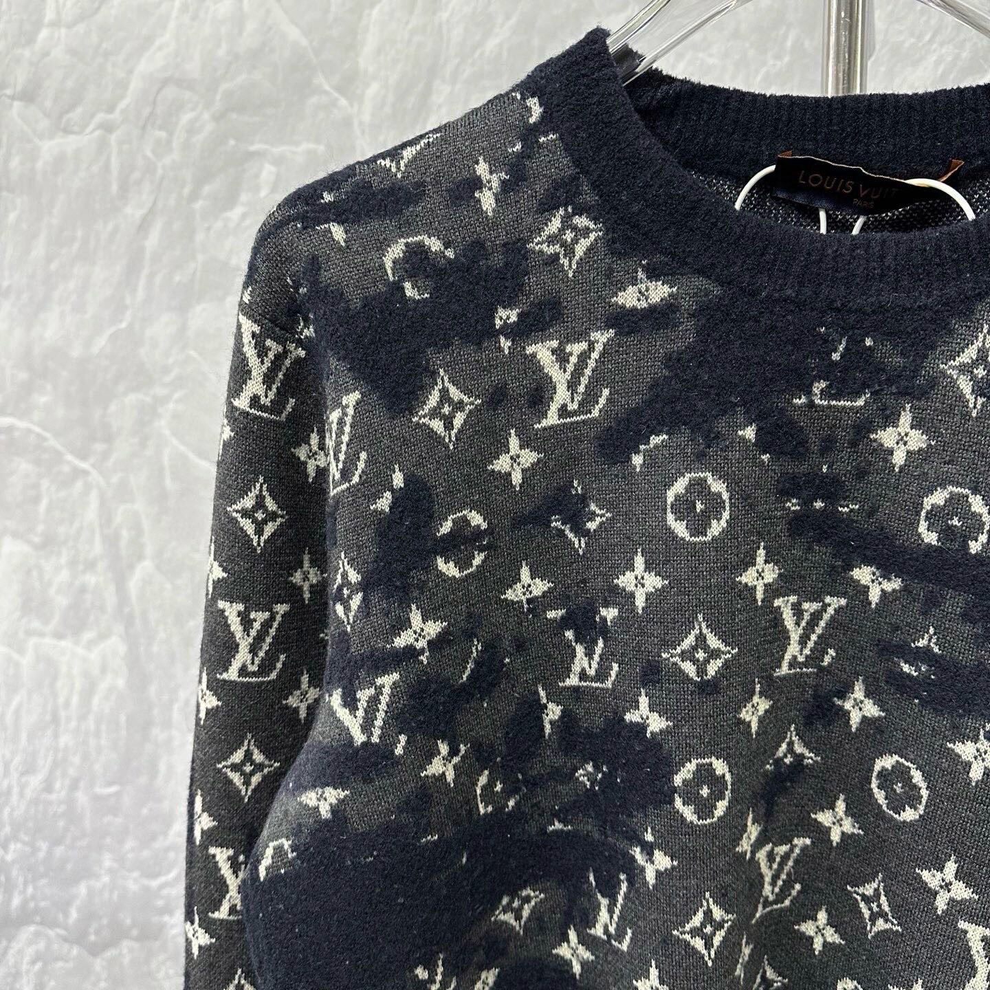 Louis Vuitton Monogram Knit Sweater — detail
