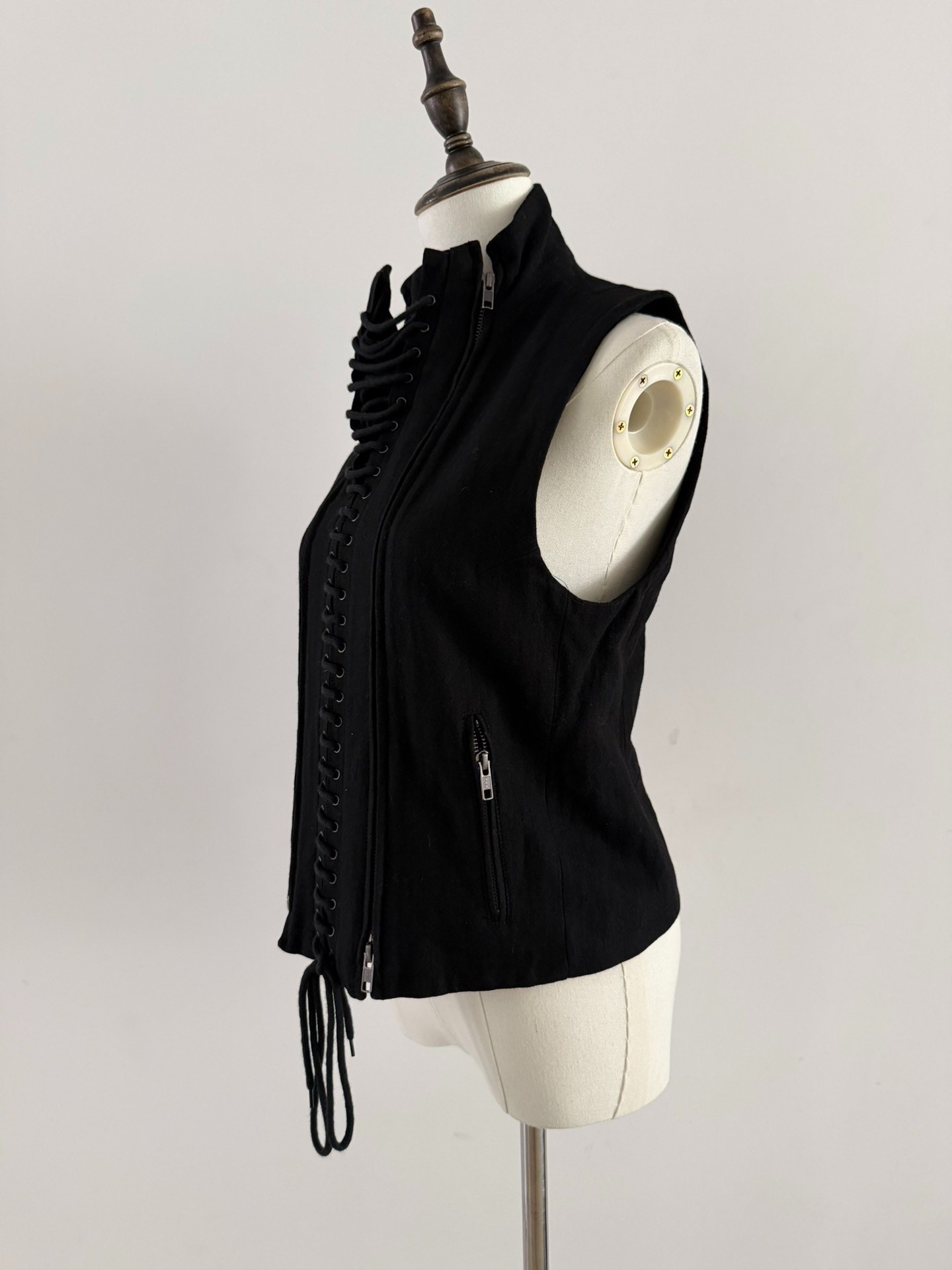 Ann Demeulemeester 2011AW Detachable Vest — front