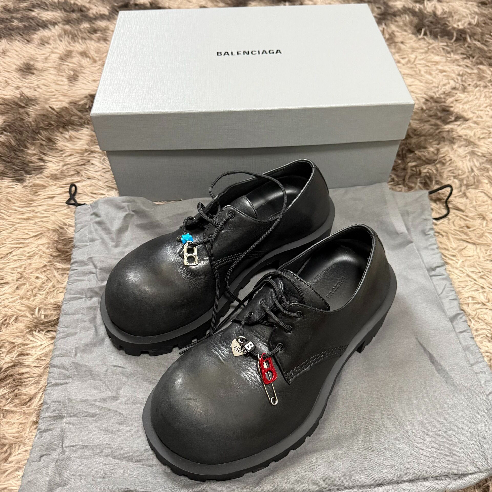 Balenciaga 25 New Distressed Derby Shoe Charm