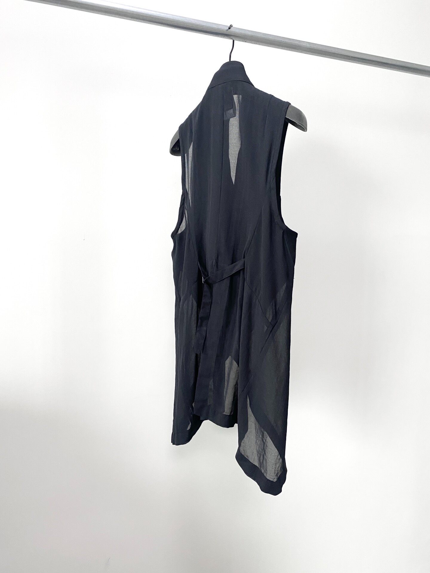 Ann Demeulemeester Double-Breasted Vest — label