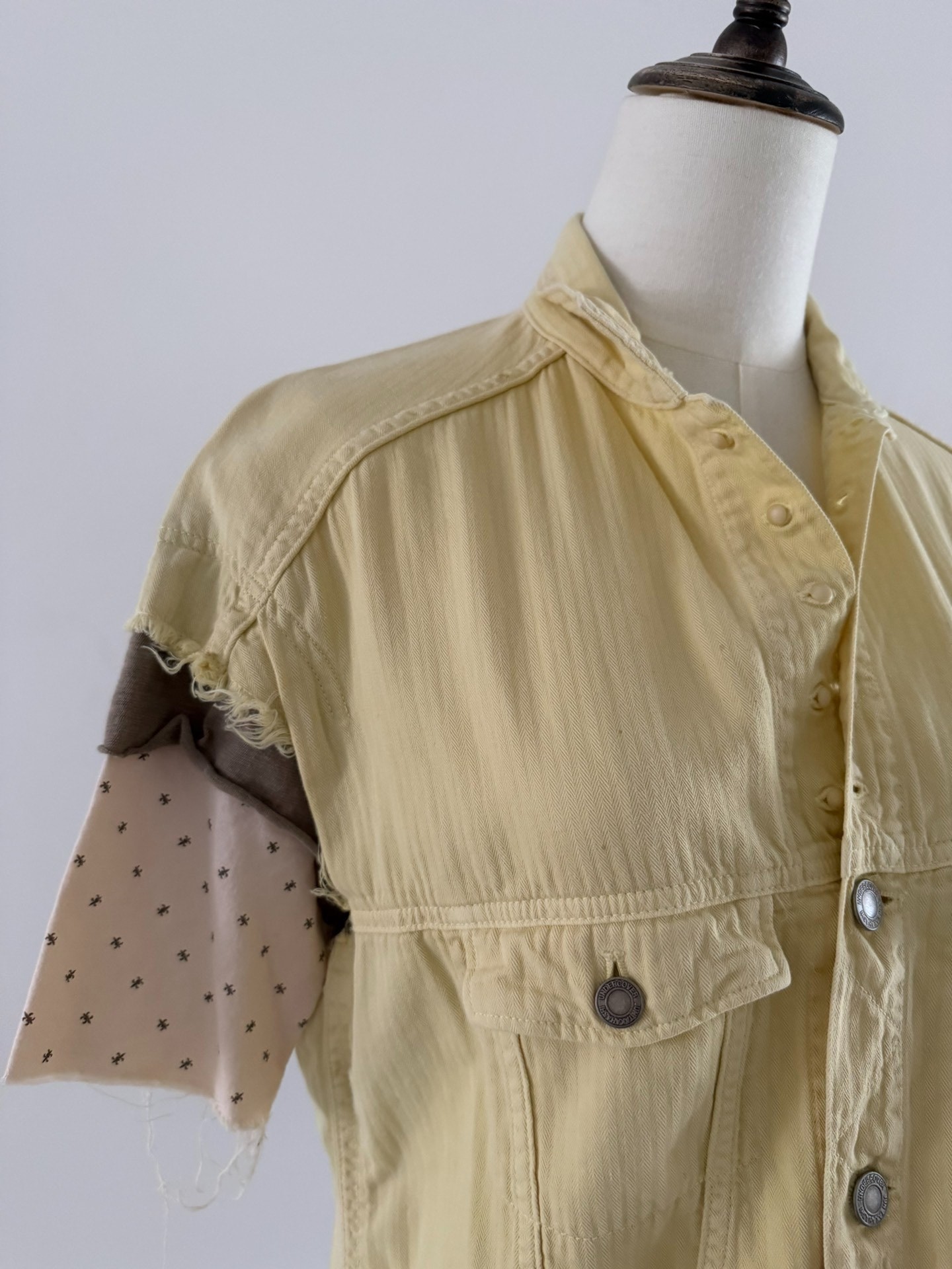 UNDERCOVER 12SS Women’s Fake Two-Piece Jacket — detail