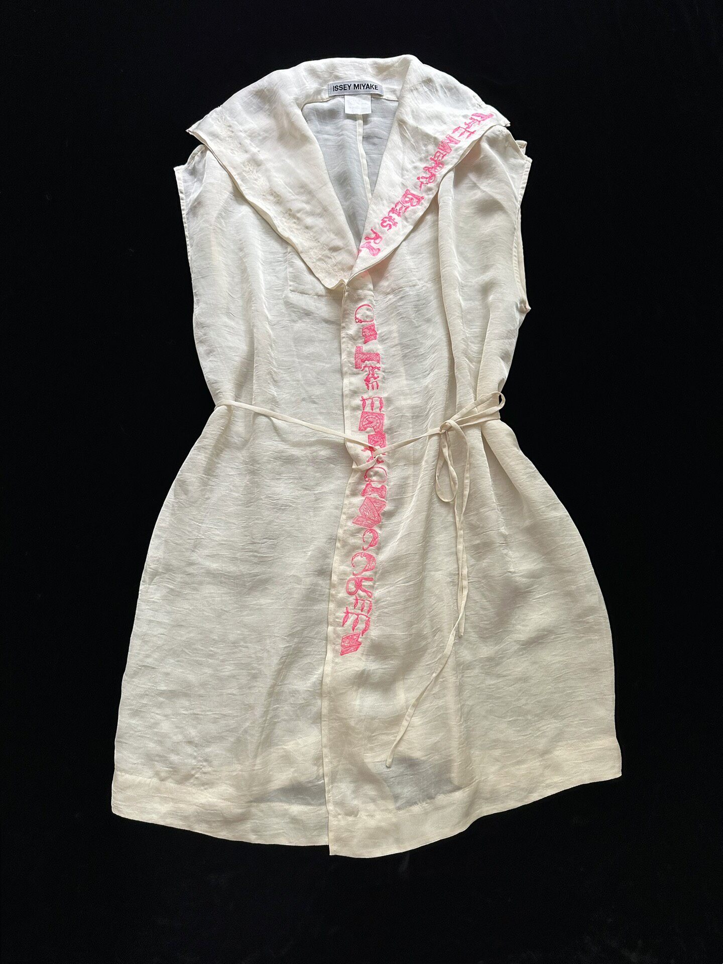 Issey Miyake 2008 Sleeveless Top