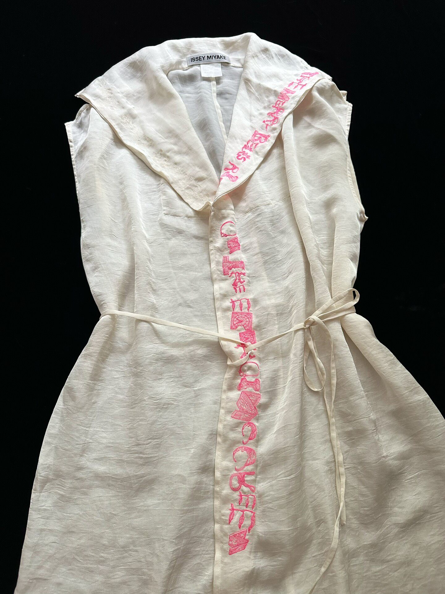 Issey Miyake 2008 Sleeveless Top — front