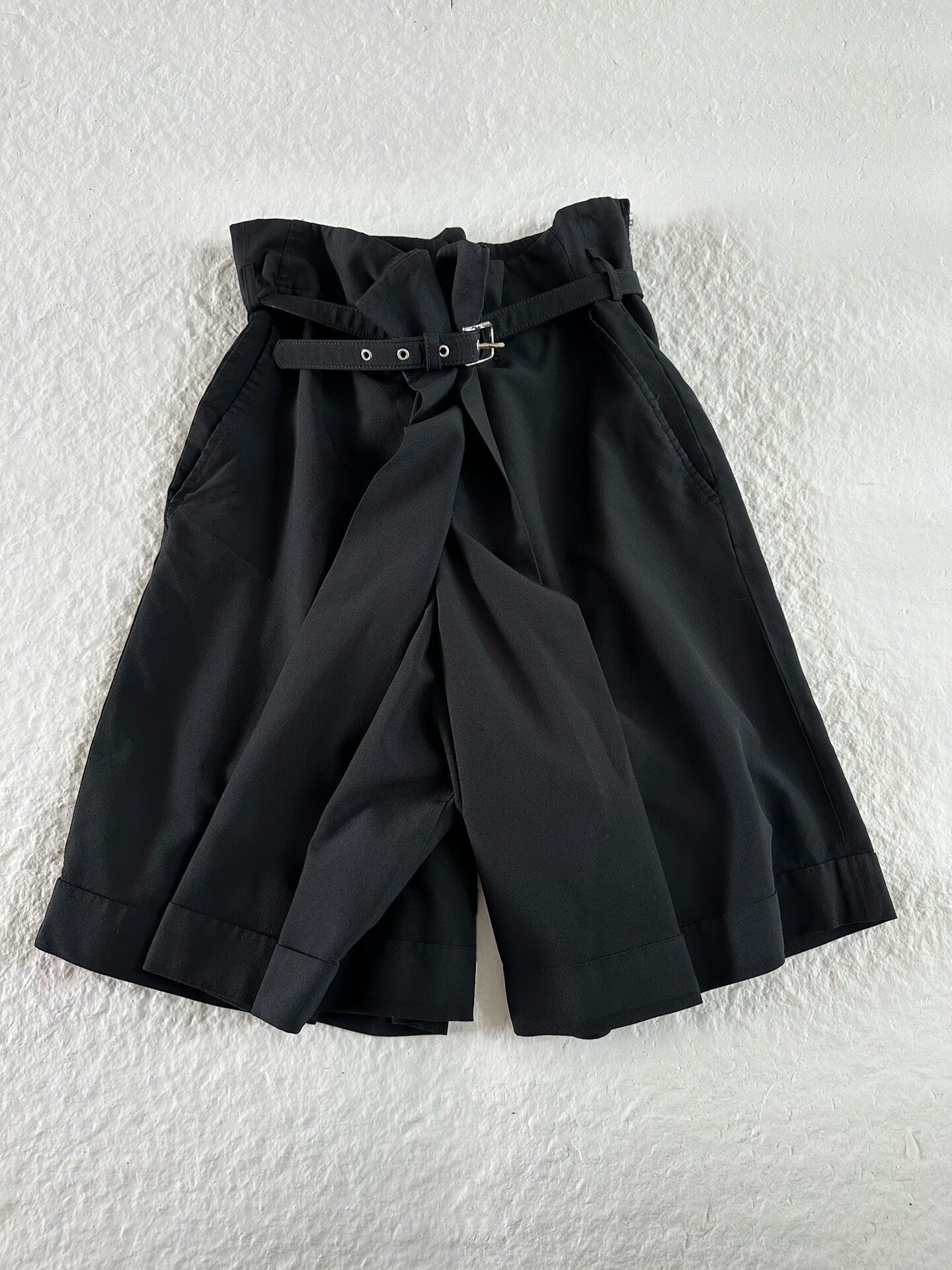 Comme des Garcons Asymmetric Mid-Length Shorts — detail