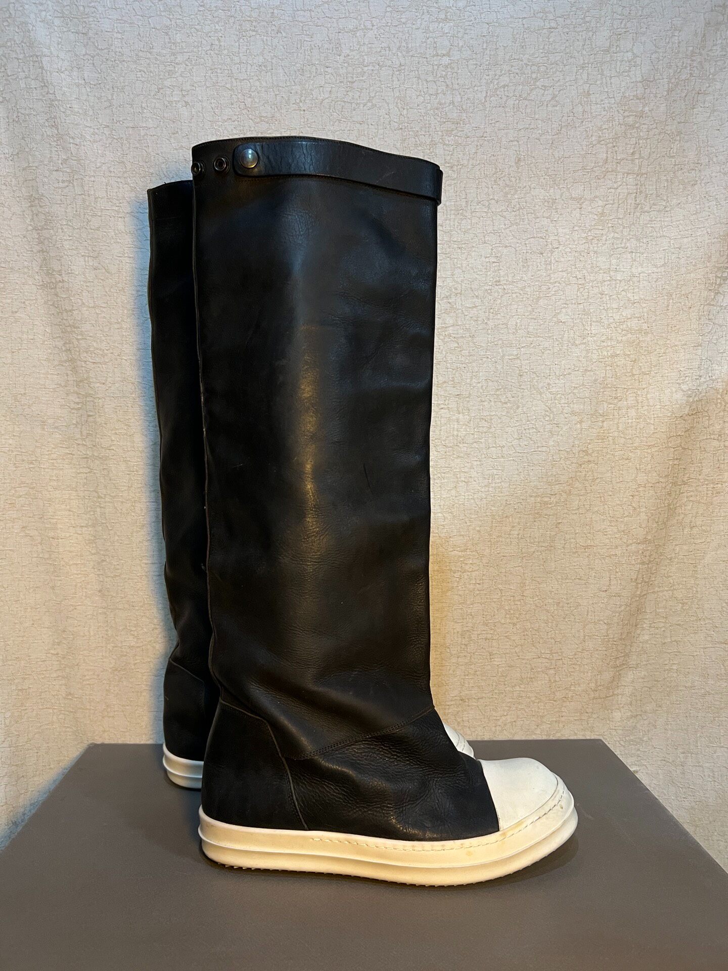 Rick Owens 14FW Leather Thick Sole Boots — detail