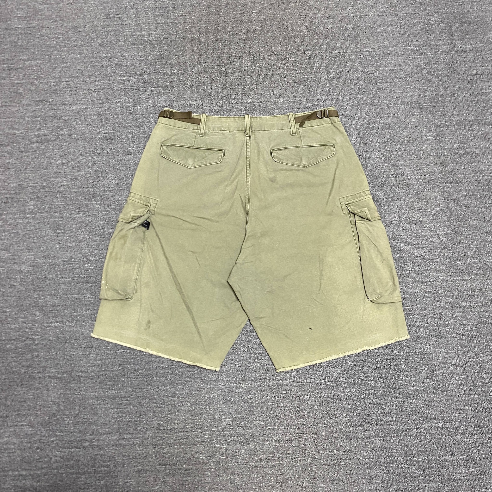MADNESS 18SS Cargo Shorts — front