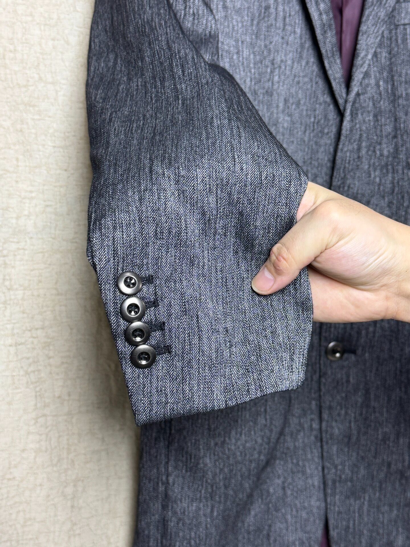 SCHLUSEL VINTAGE Gray Suit Jacket — detail