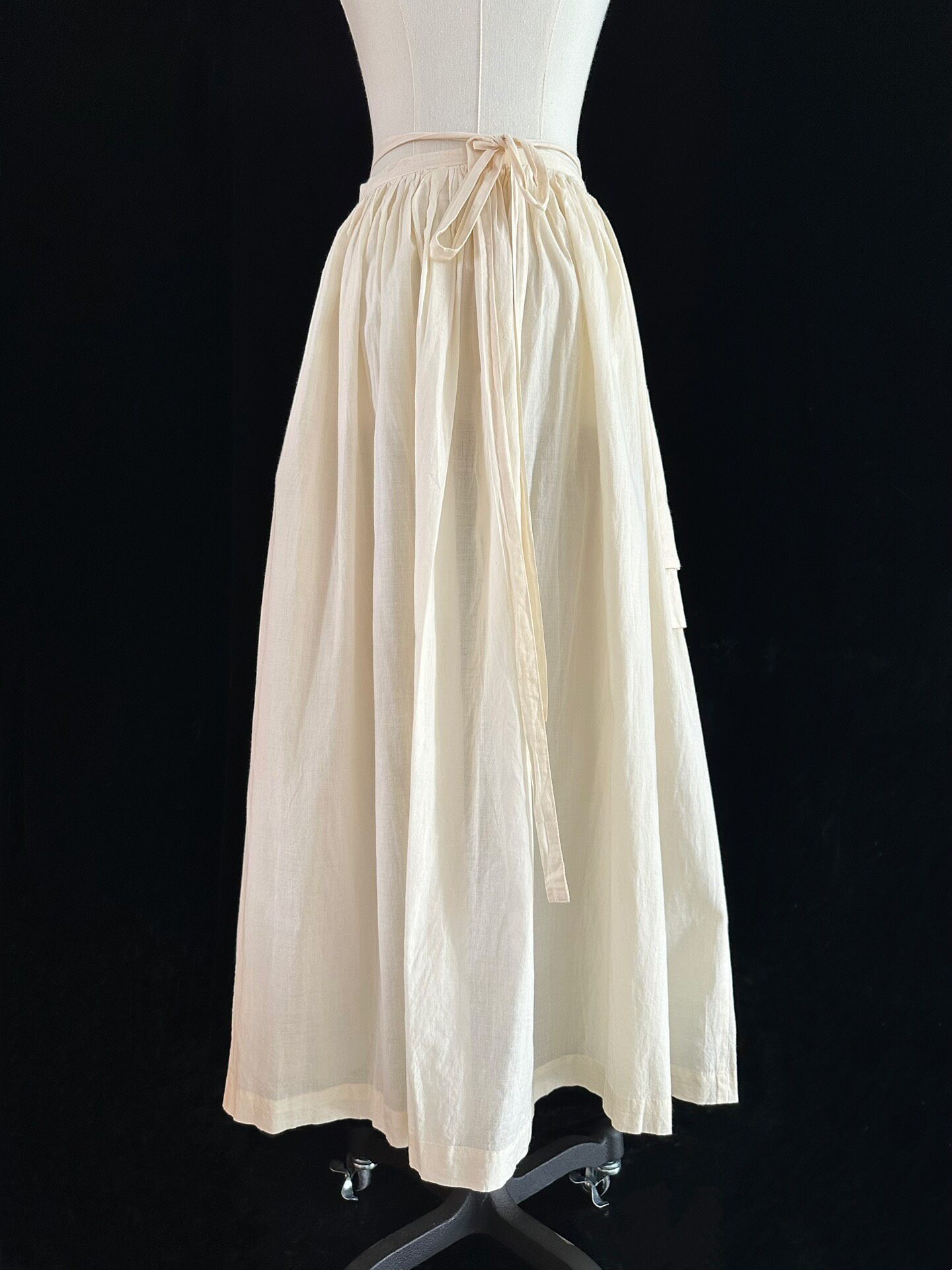 Comme des Garcons Vintage Wrap Skirt — detail