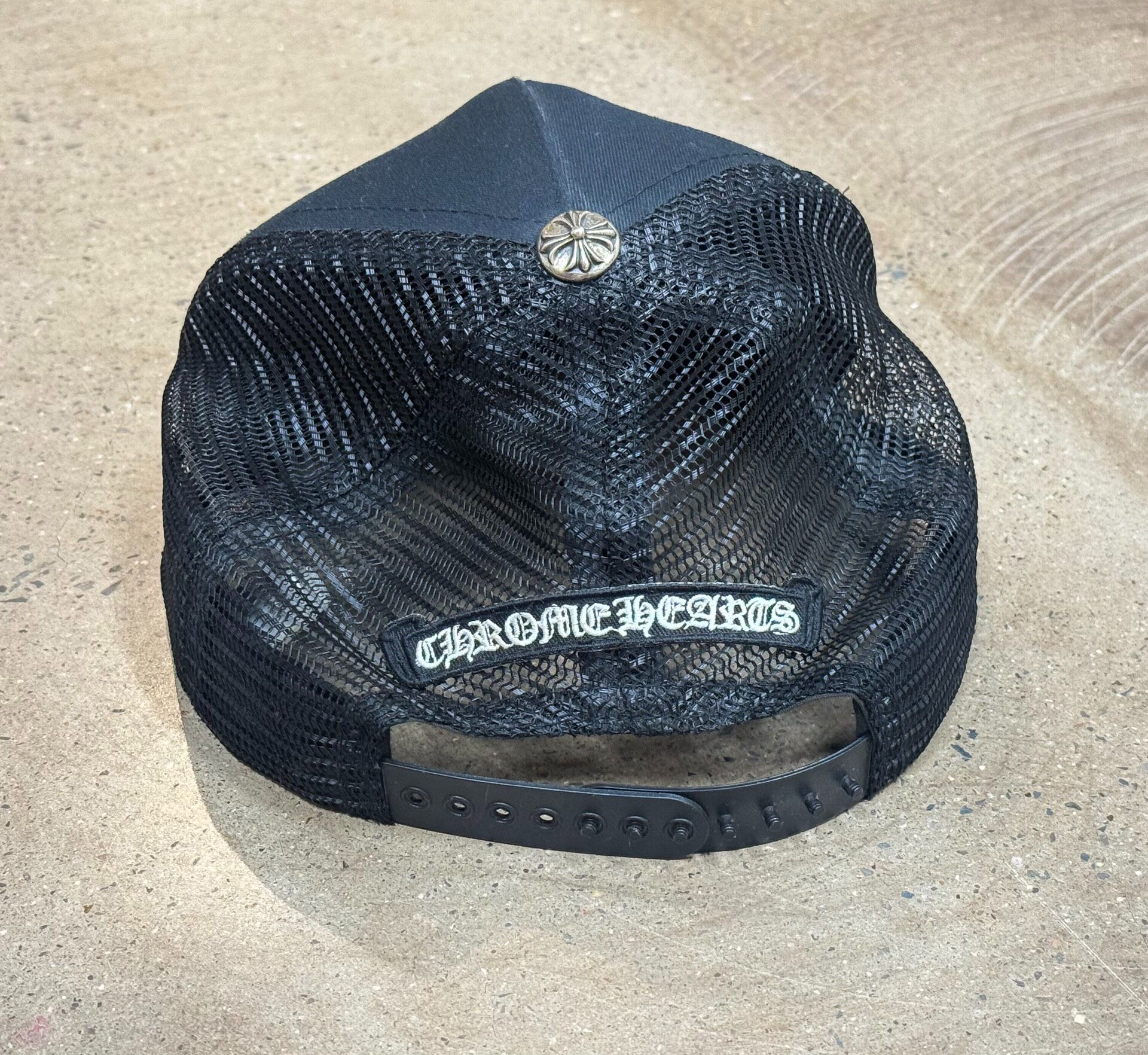 Chrome Hearts Black Trucker Cap — detail