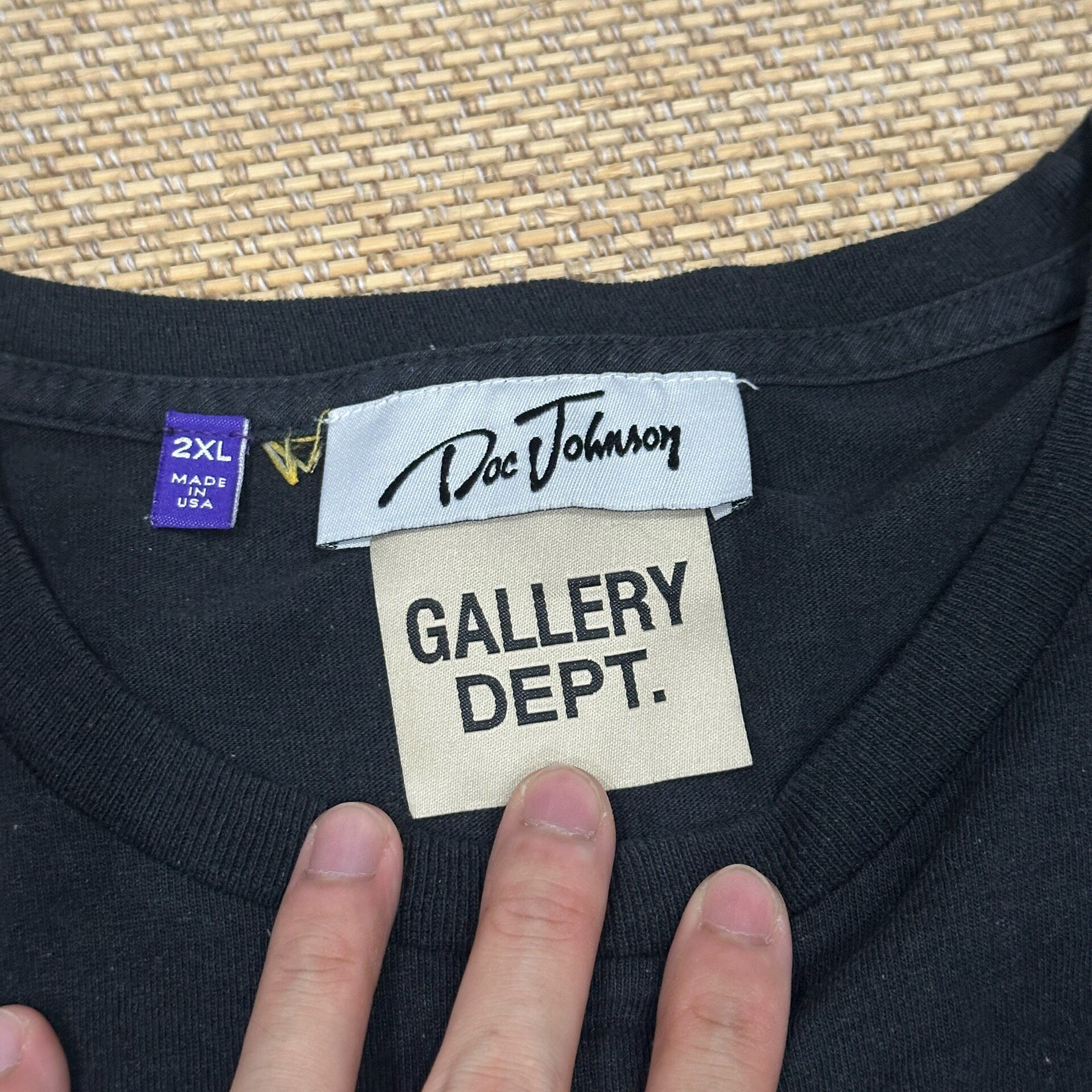 Gallery Dept Cocktail Graphic Tee — label