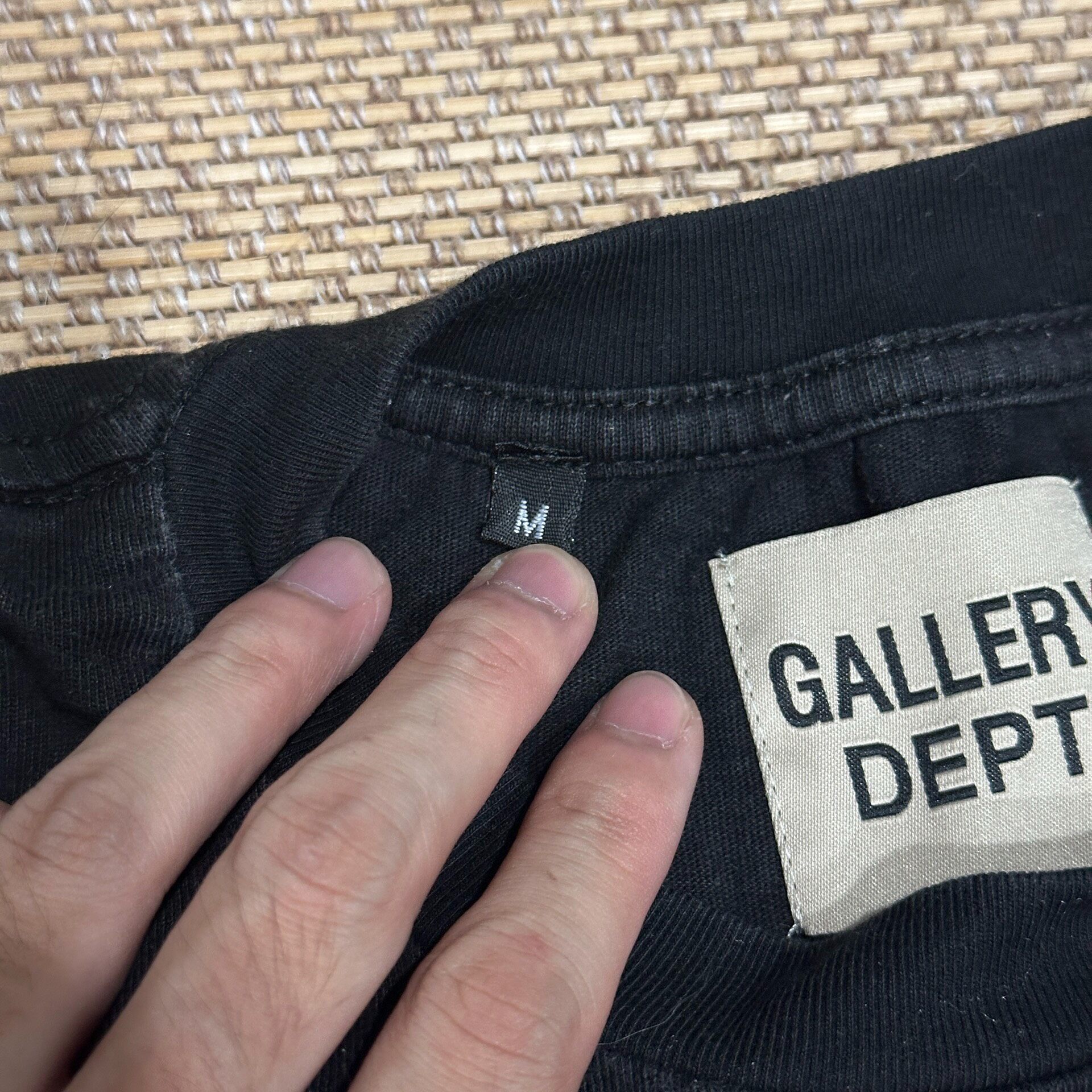 Gallery Dept Reversed Text Black Tee — label