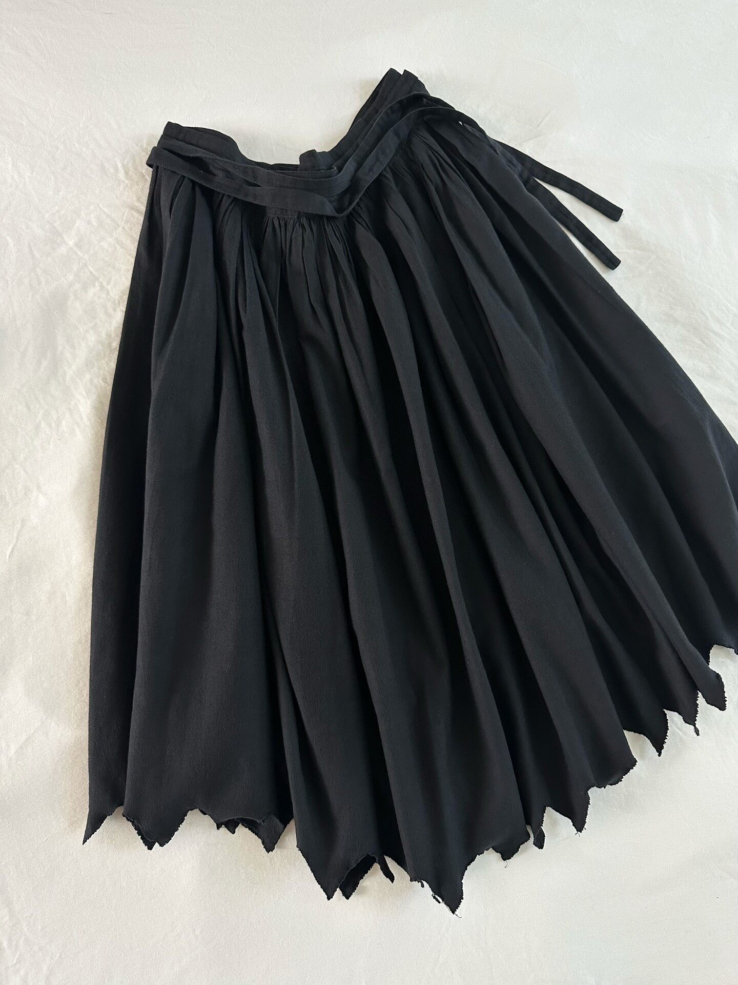 Comme des Garcons Vintage Mid-Length Skirt — detail