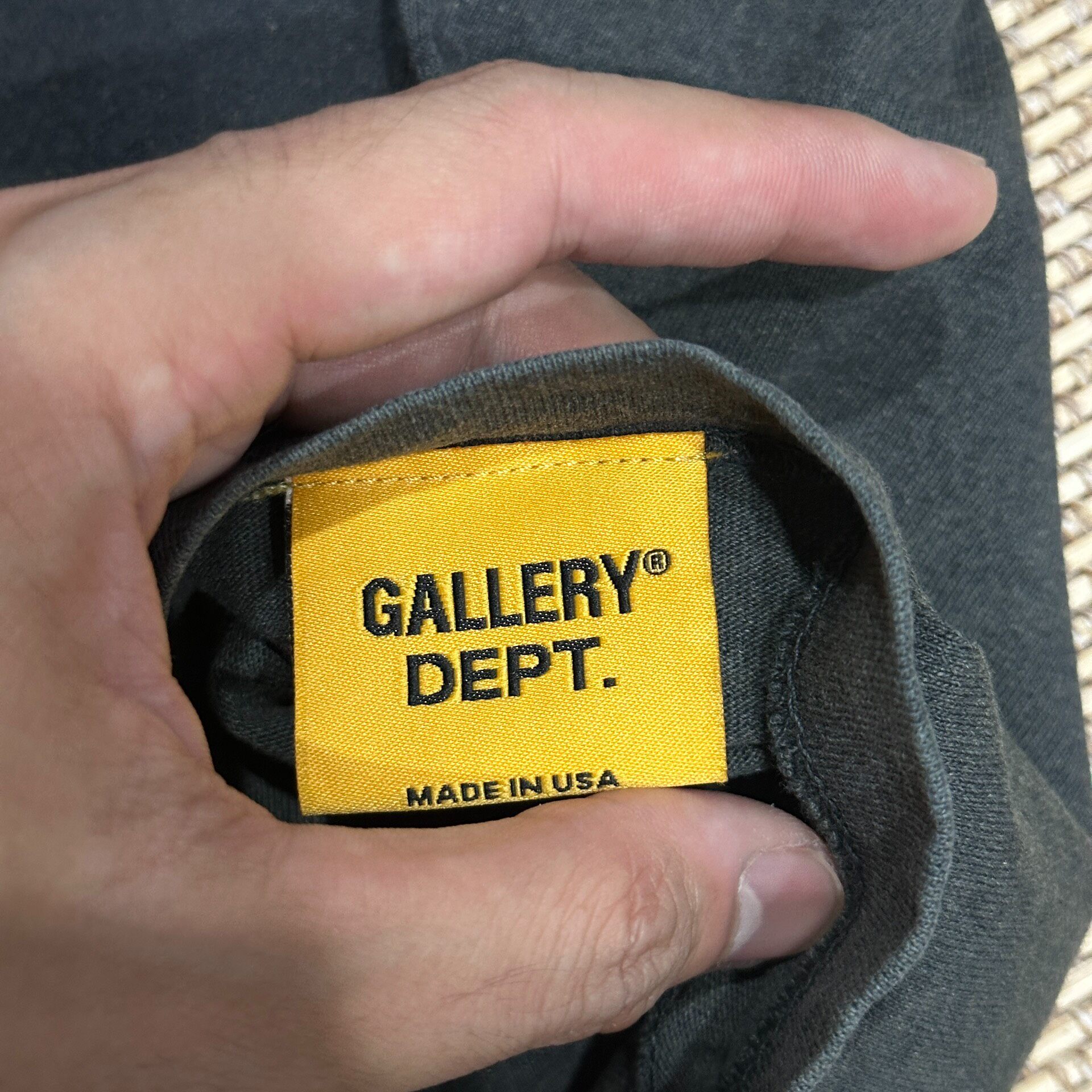 Gallery Dept Black Red Swirl T-Shirt — detail