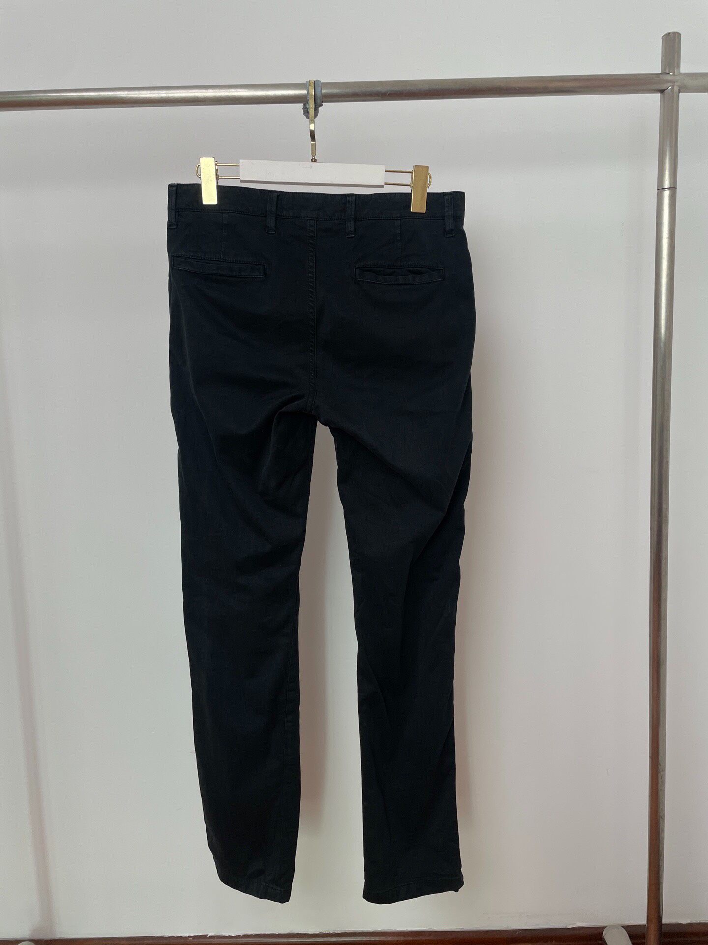 Off-White Distressed Slogan Pants — front