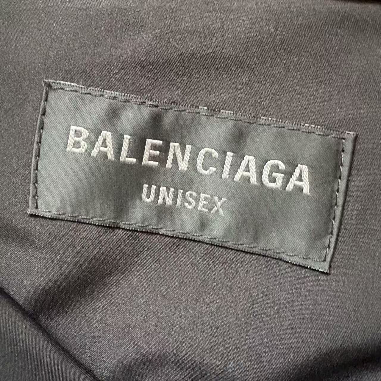 Balenciaga 24ss 3B Logo Jacket — detail