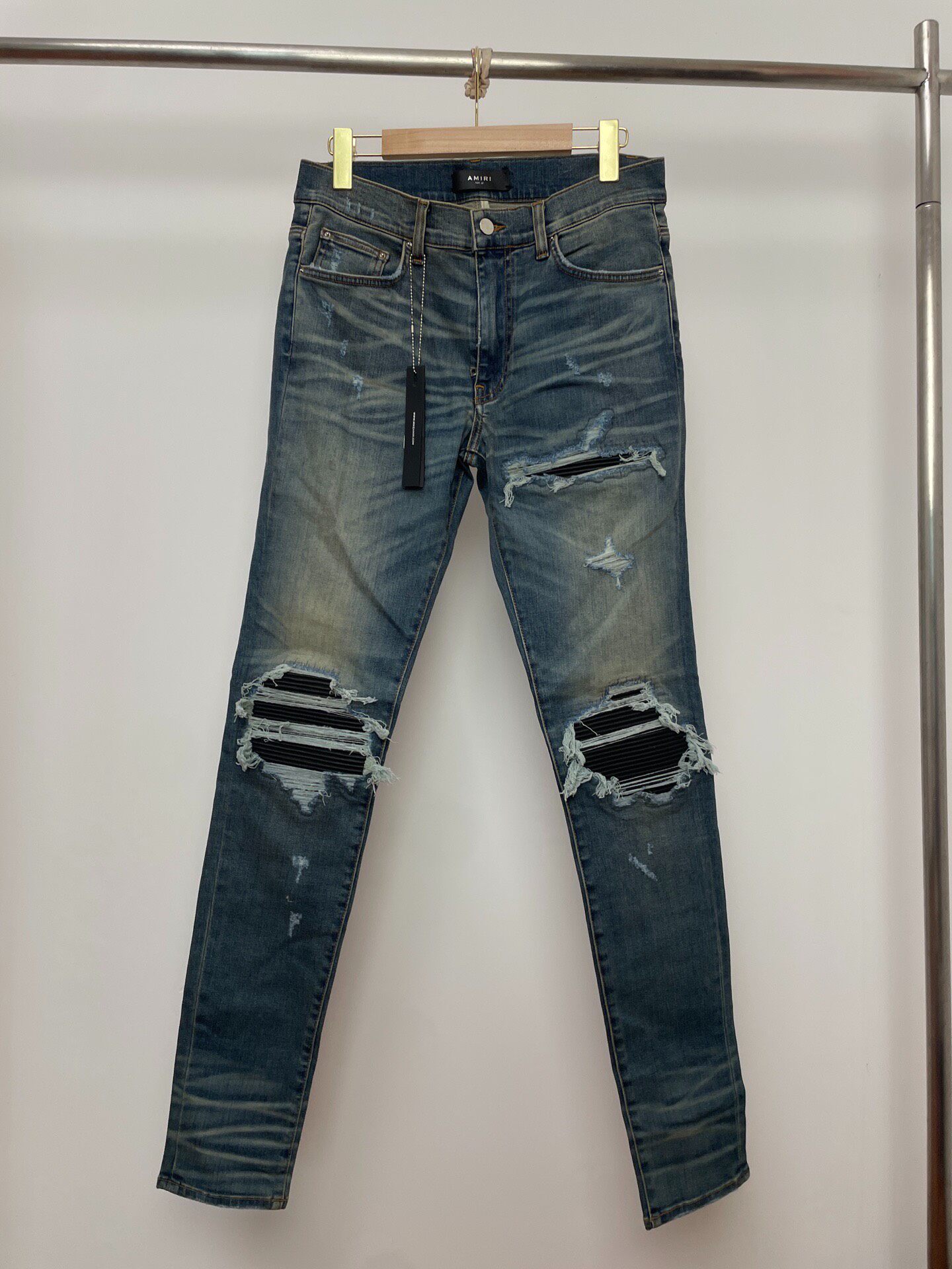 AMIRI Mx1 SS22 Ripped Slim Jeans