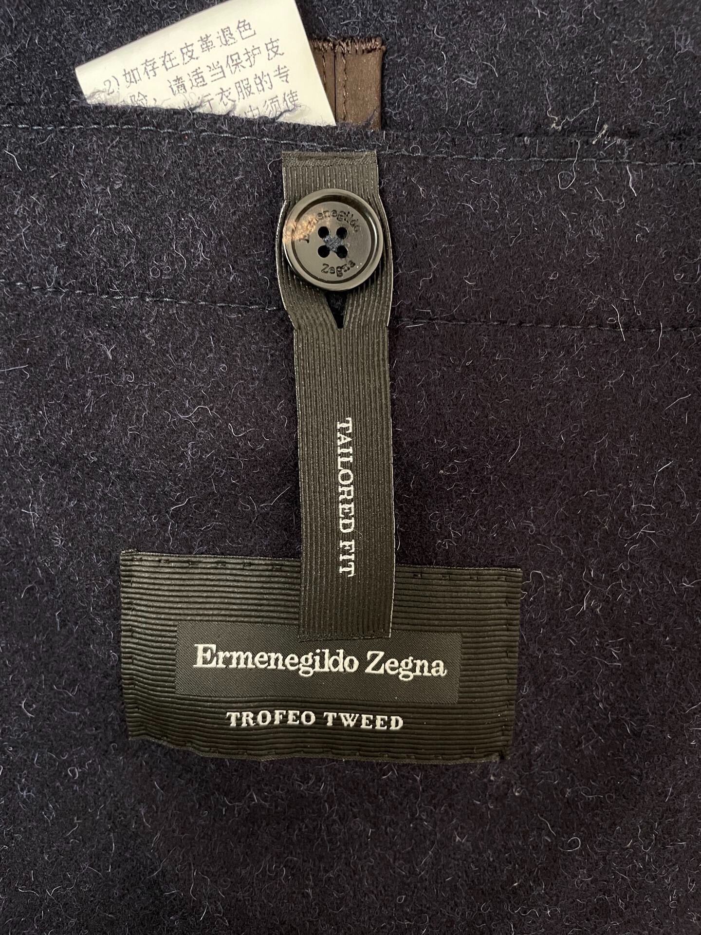 Ermenegildo Zegna Dark Blue Blazer — detail