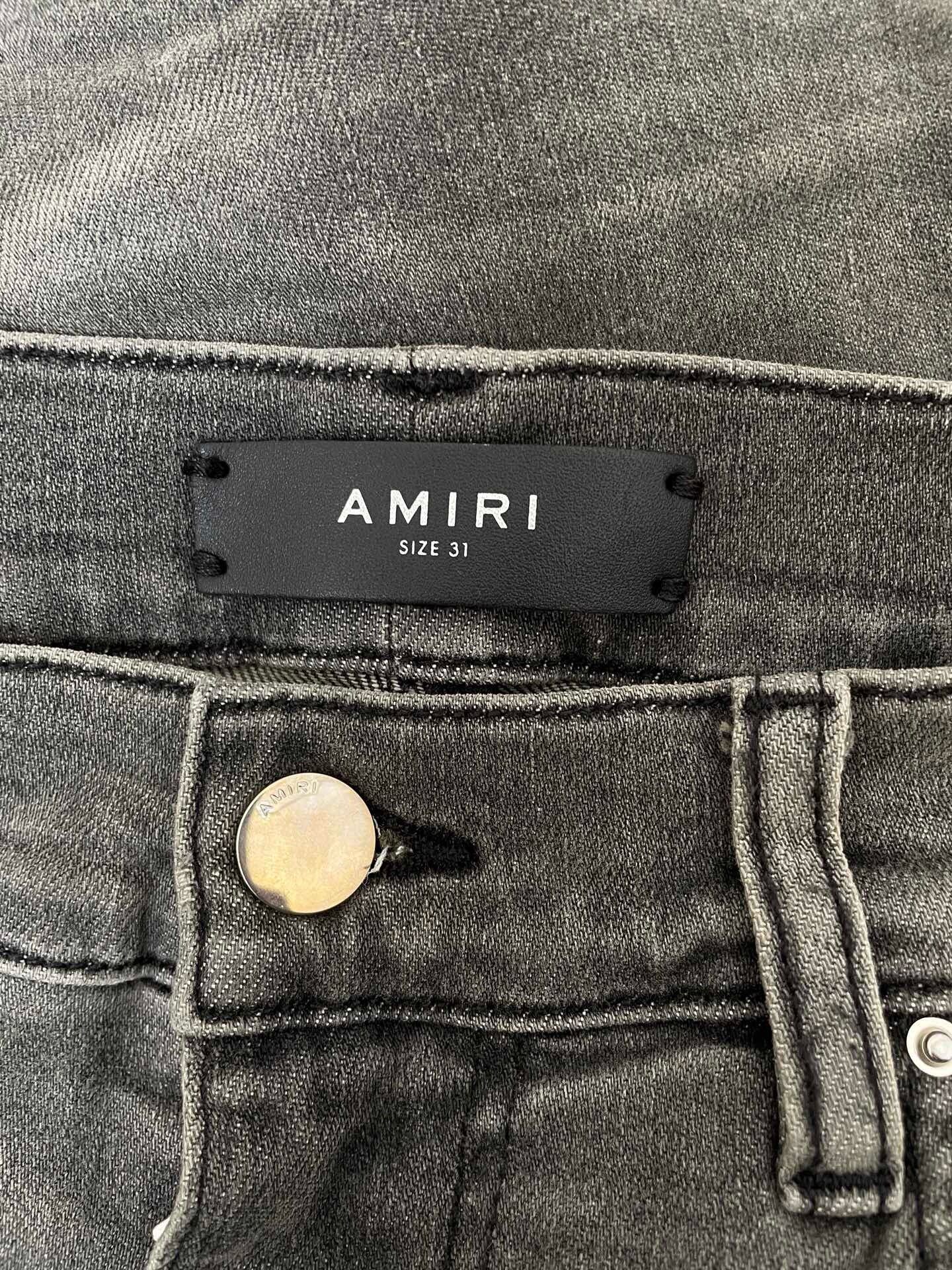 AMIRI Gray MX1 Distressed Jeans — detail