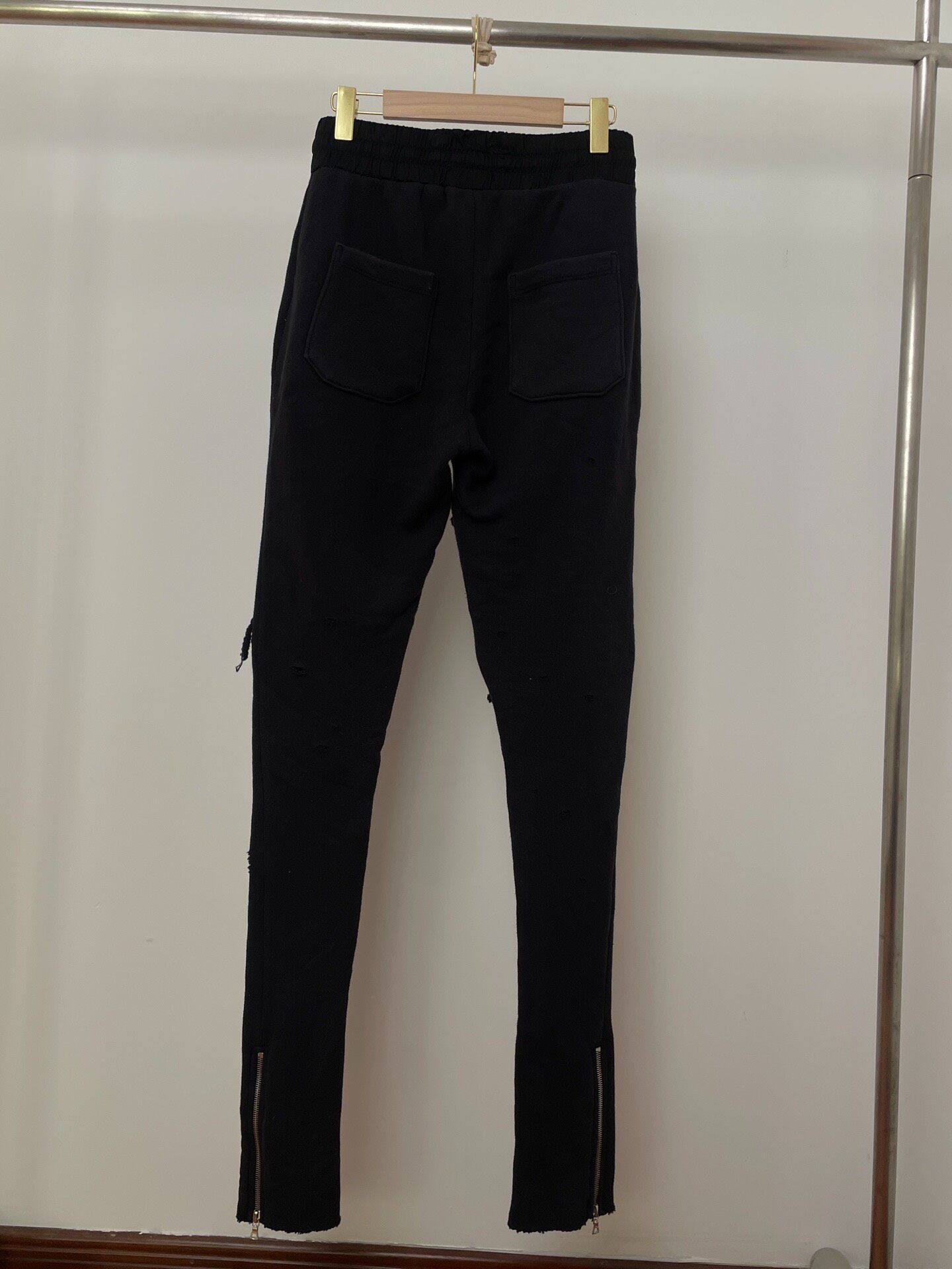 Amiri Distressed Black Pants — front