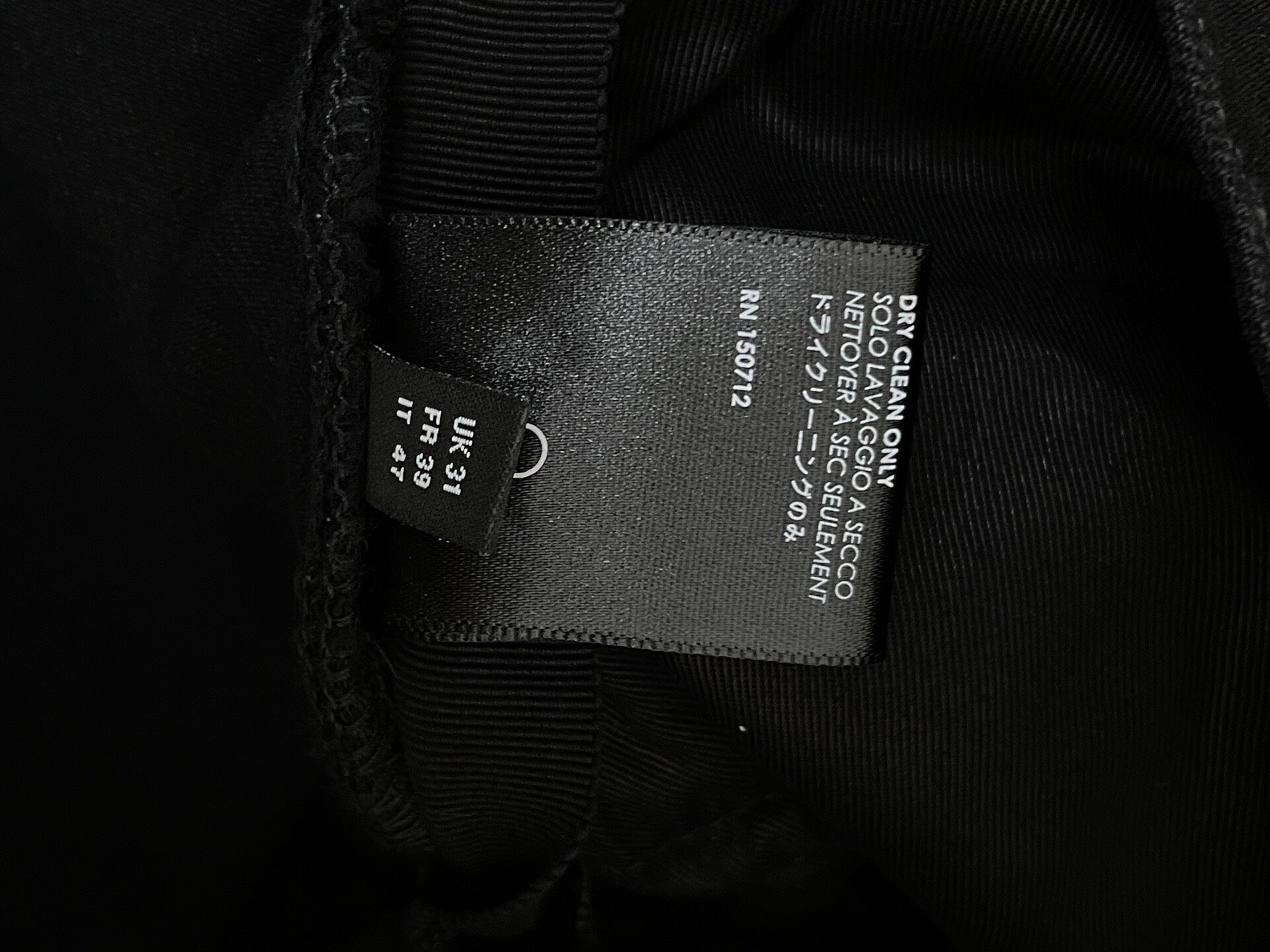 AMIRI New Black Straight Jeans With Tags — label